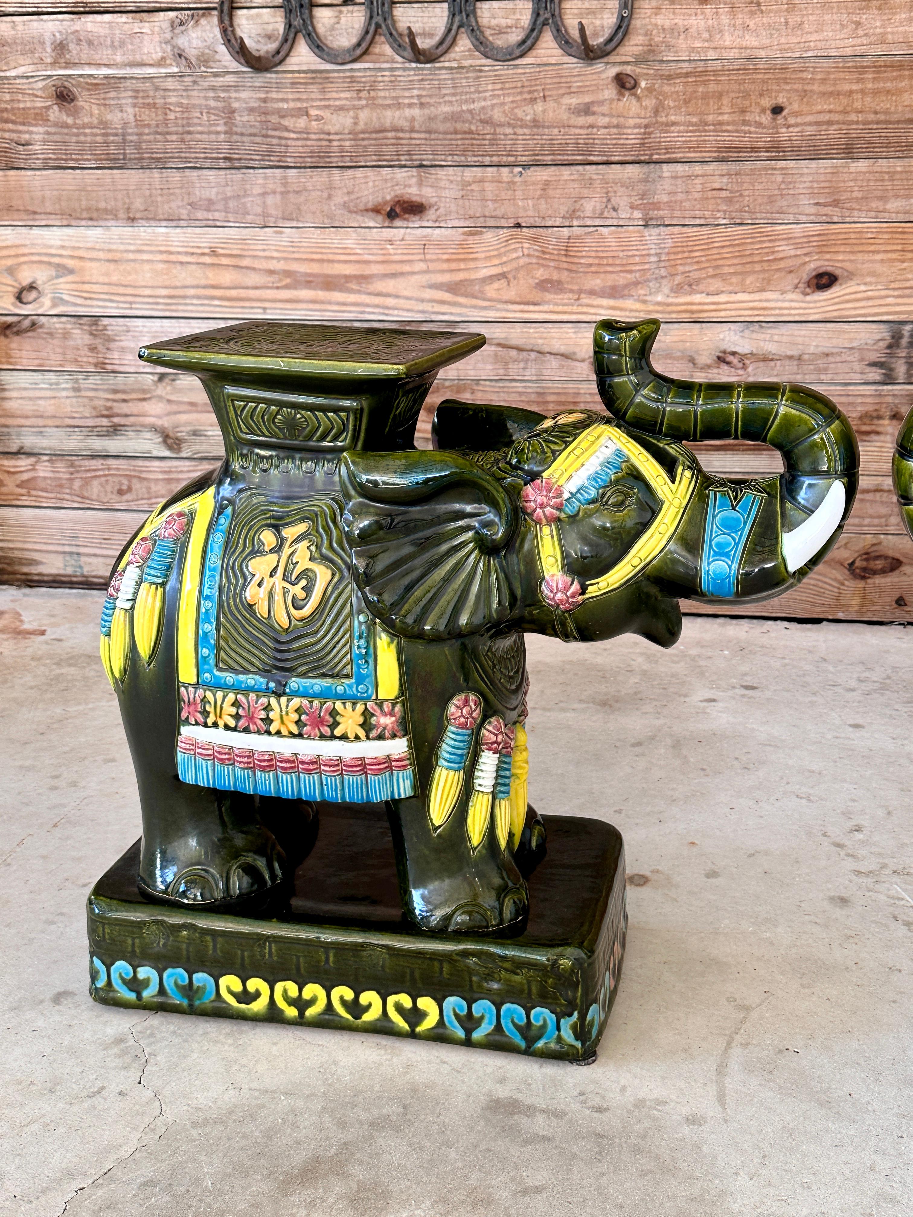 Late 20th Century Chinoiserie Glazed Elephant Garden Seat Side Tables  Pair In Good Condition For Sale In North Fort Myers, FL