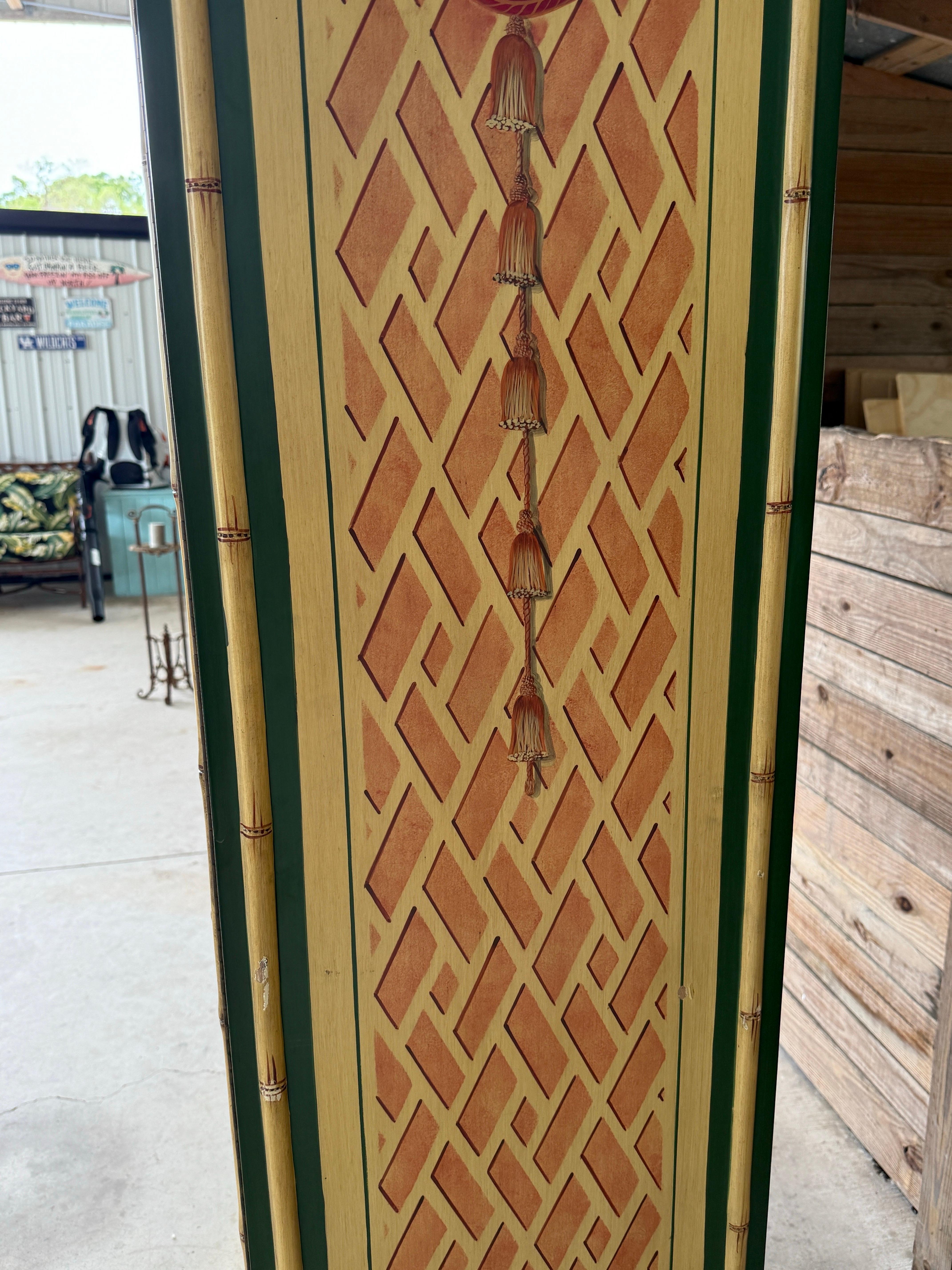 Late 20th Century Chinoiserie Hand-Painted Bamboo Motif Armoire Linen Press by C For Sale 3