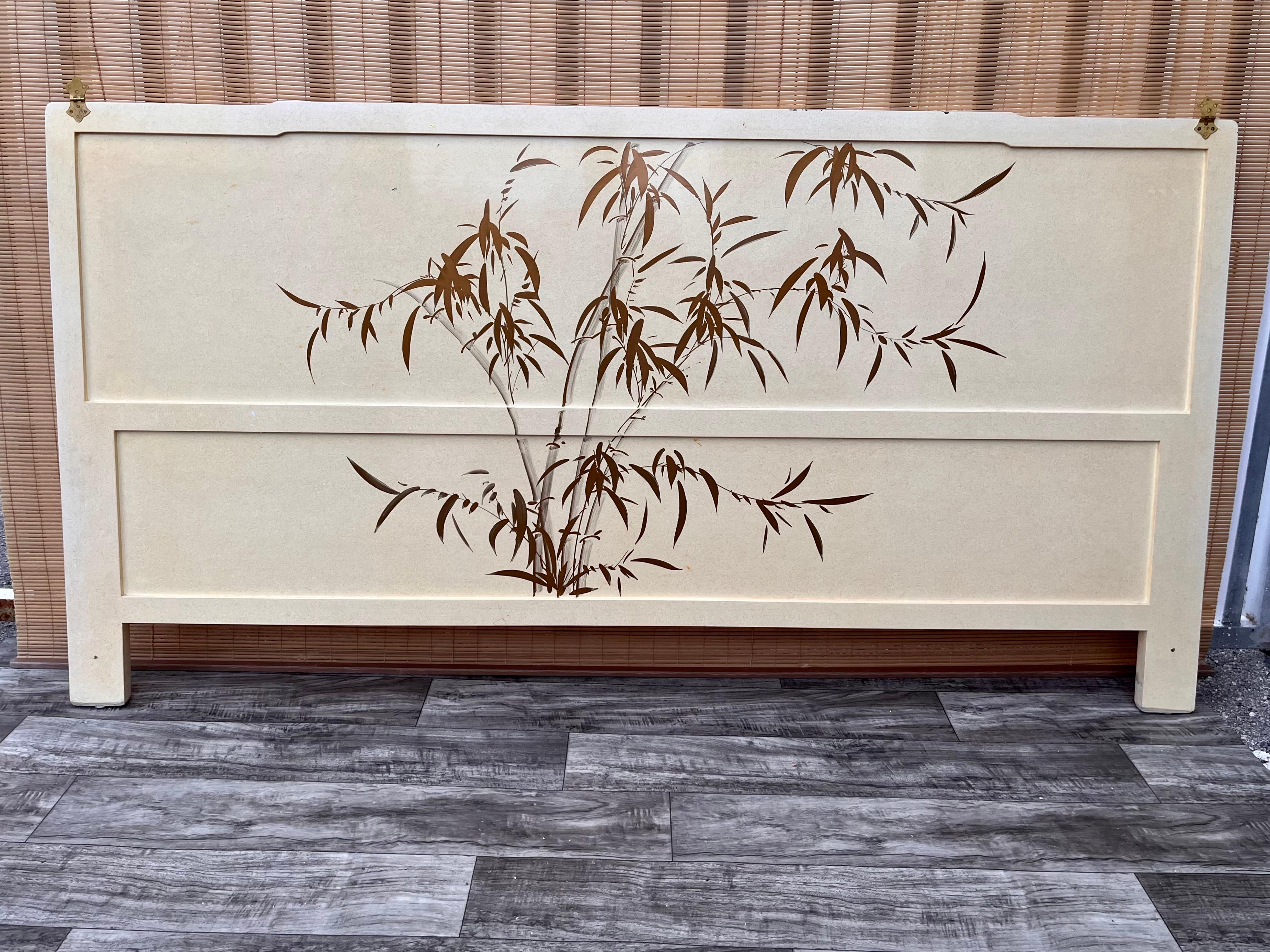 Late 20th Century Chinoiserie Lacquer King Size Headboard 7