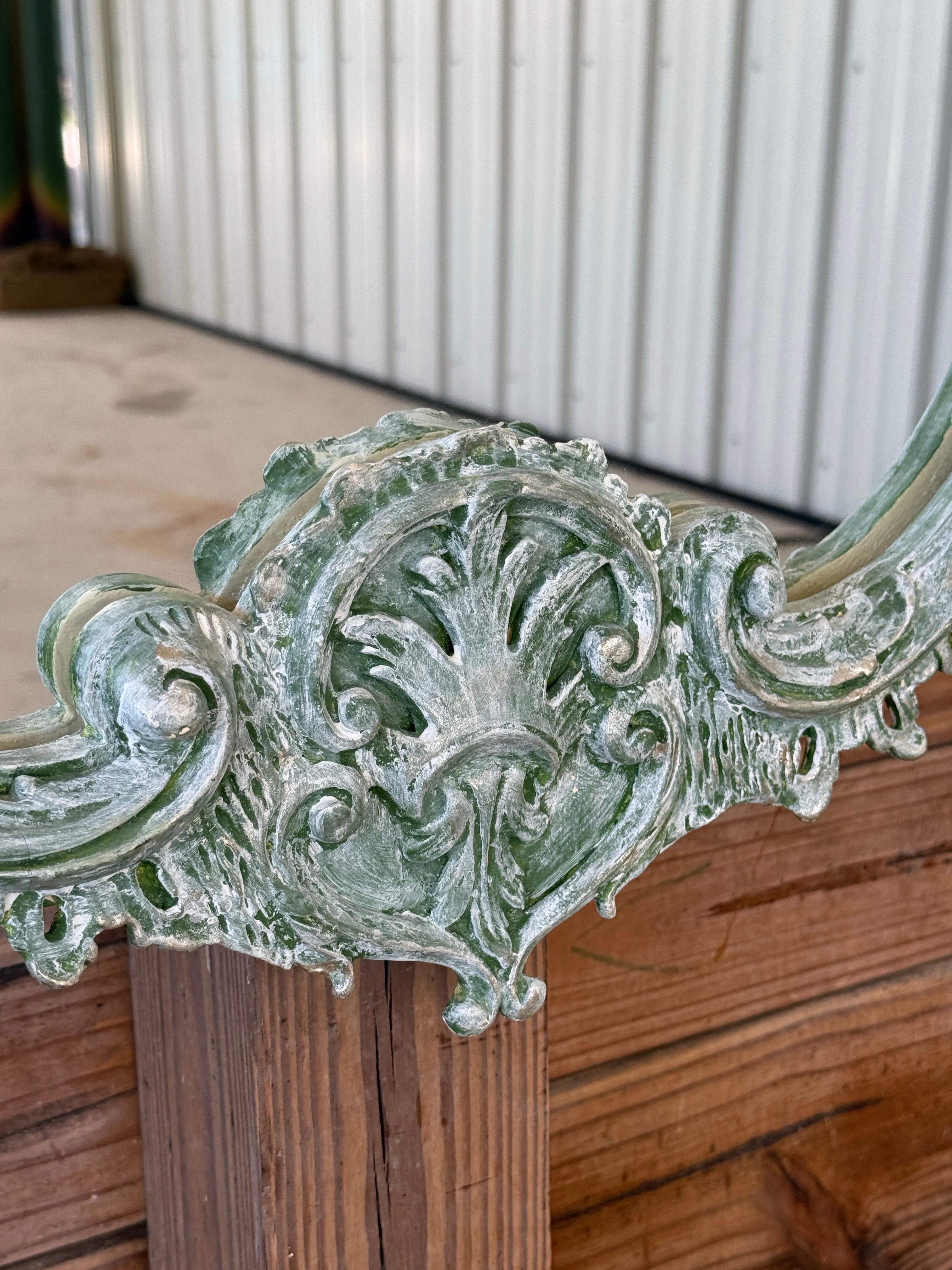 Chinoiserie Regency-Skulptur-Wandspiegel mit Pagoden-Ho Ho Ho-Vogel aus dem späten 20. Jahrhundert im Angebot 4
