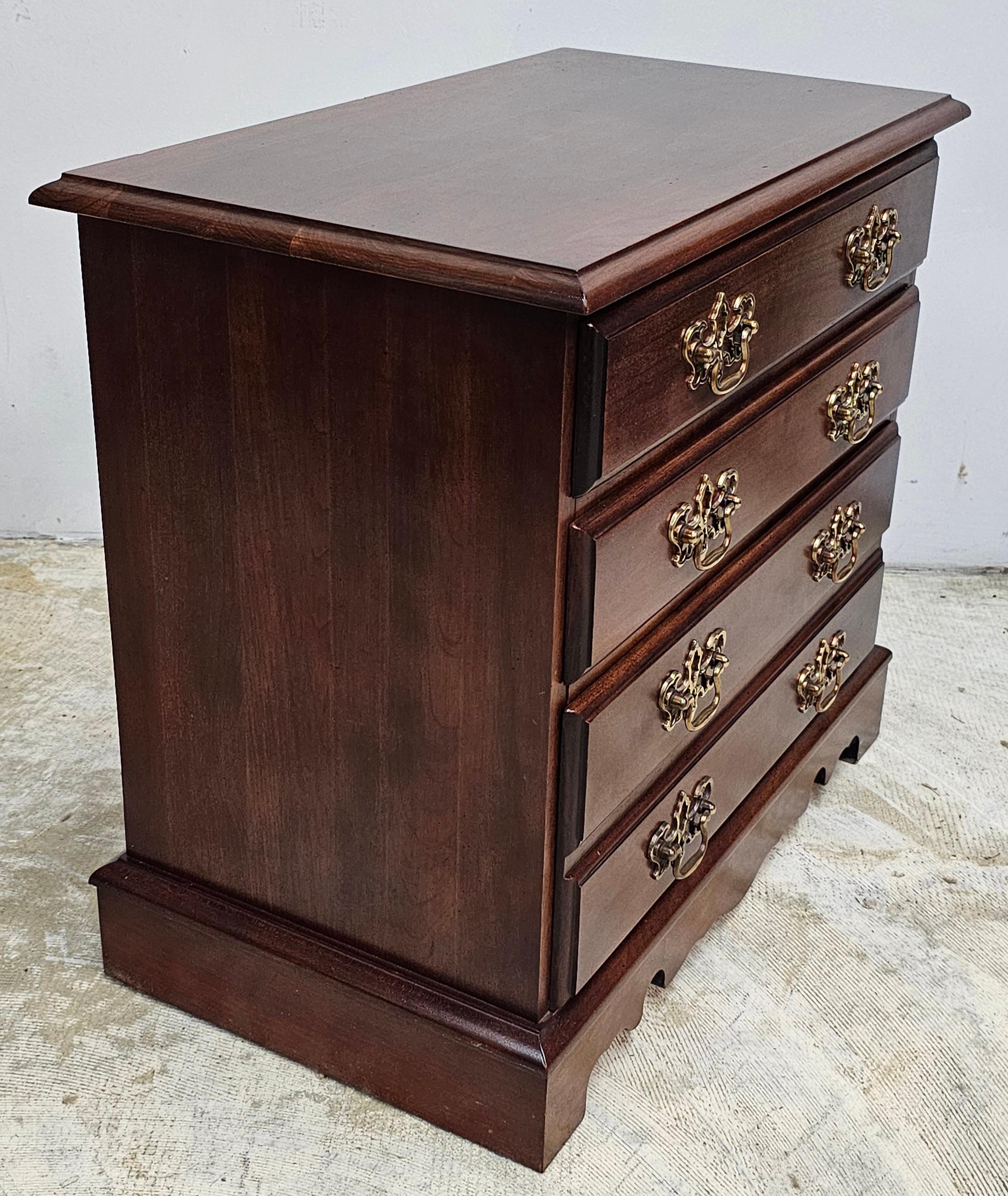 Late 20th Century Chippendale Cherry Bedside Chest of Drawers / Nightstand In Good Condition For Sale In Germantown, MD