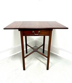 Late 20th Century Chippendale Drop-Leaf End Side Table