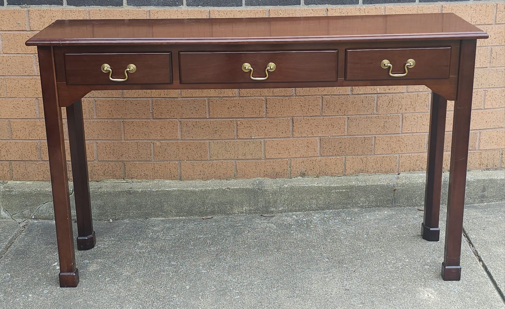 Other Late 20th Century Chippendale Style Mahogany Console Table For Sale