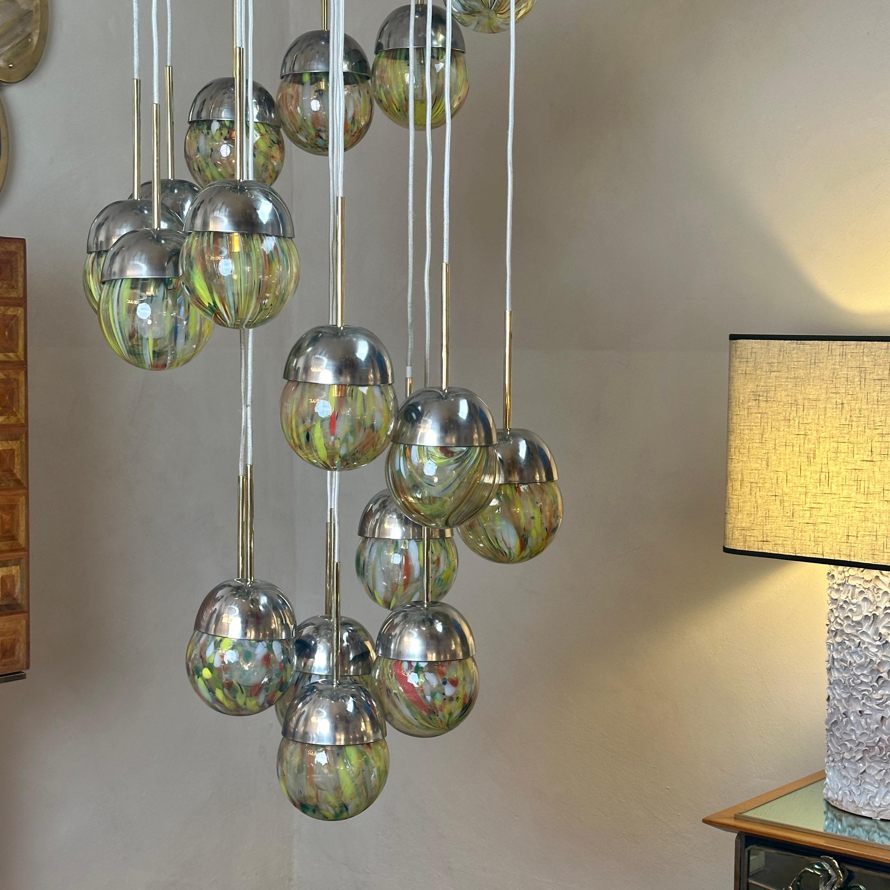 Late 20th Century Chrome, Brushed Steel, Brass & Murano Glass Cascade Chandelier For Sale 9