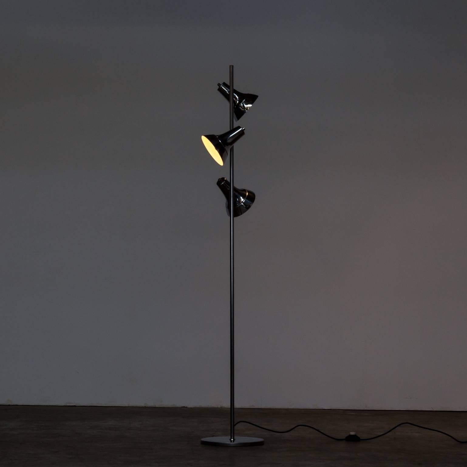 Metal Late 20th Century Chrome Floor Lamp, Three Spots For Sale