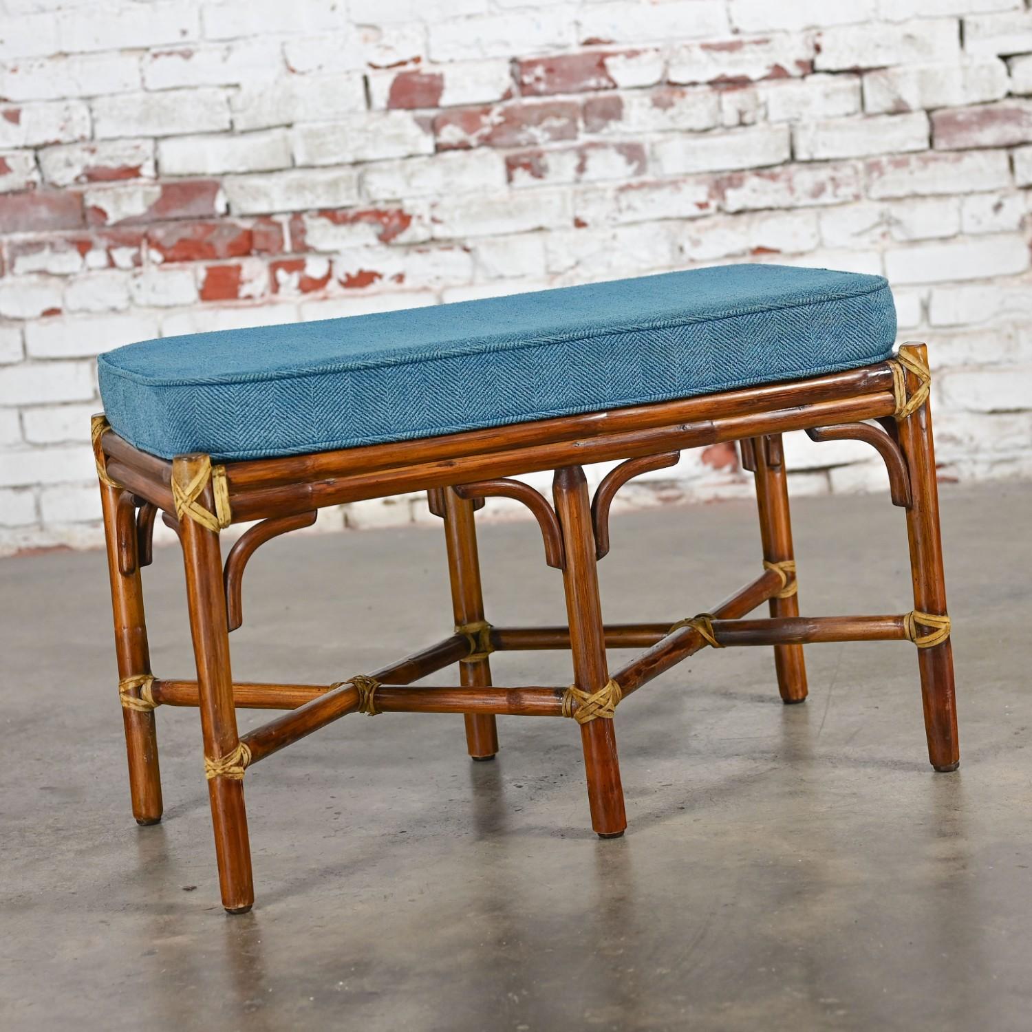 Chinoiserie Late 20th Century Coastal Style Bench Rattan & Rawhide Wrapped by McGuire For Sale
