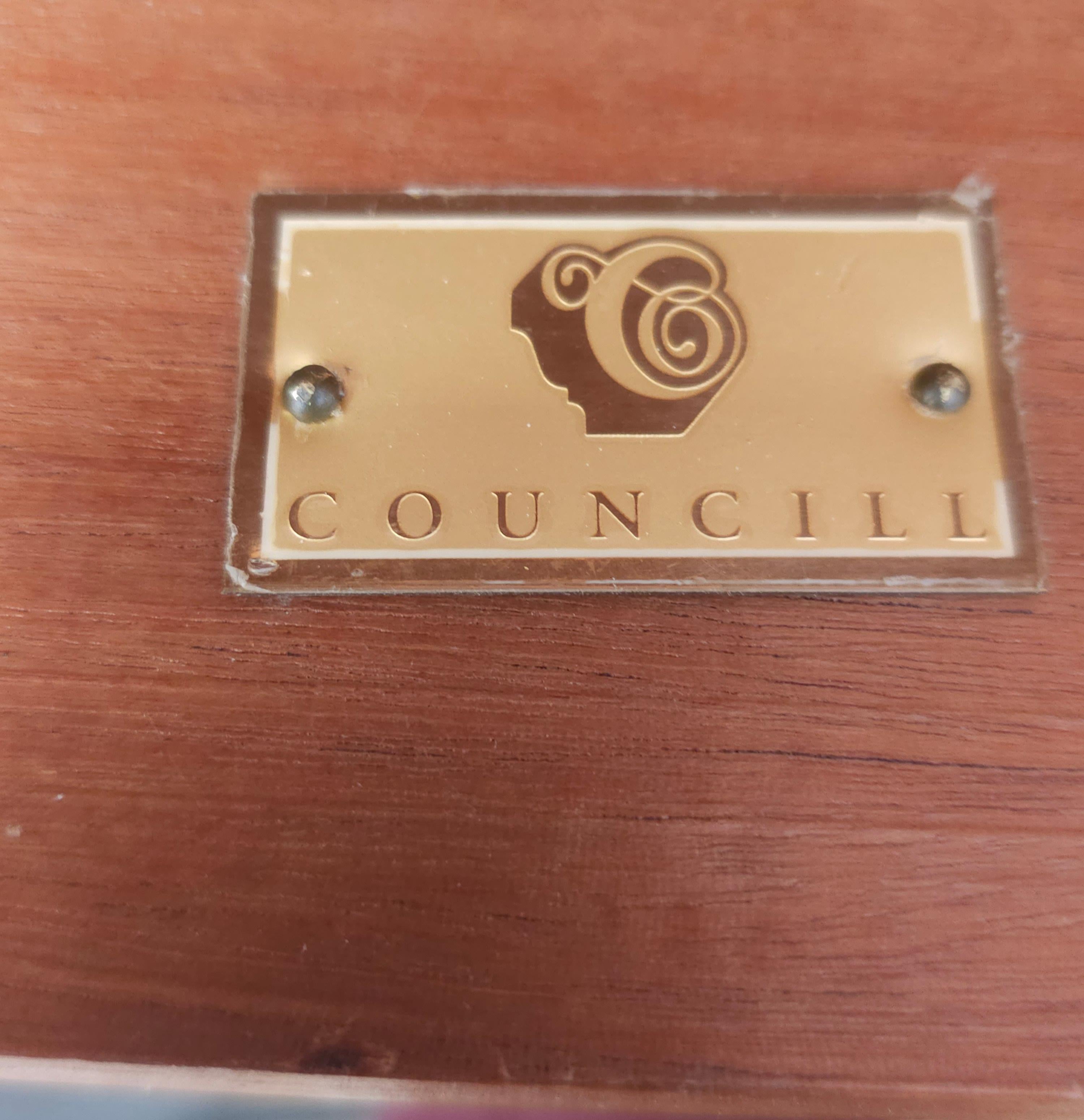 Fin du 20e siècle Councill Furniture Acajou massif Marchepieds de lit Bibliothèque en vente 2