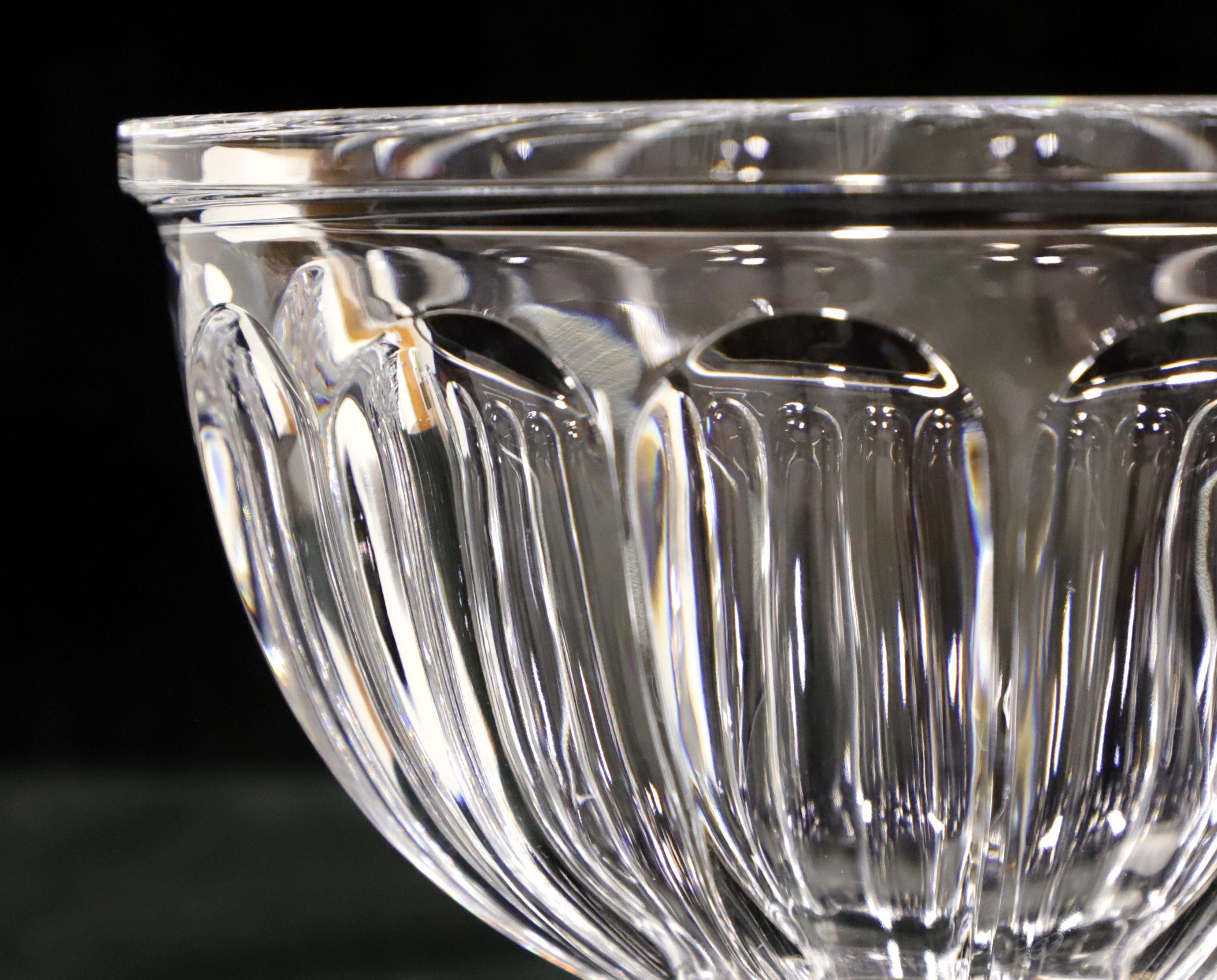 Late 20th Century Crystal Bowl - A In Good Condition For Sale In Charlotte, NC
