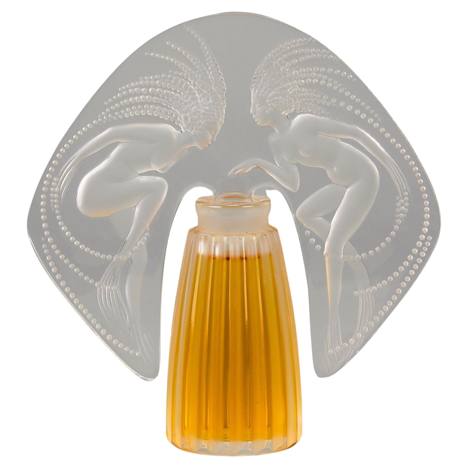 "Flacone di Ondine" in cristallo della fine del XX secolo di Marie-Claude Lalique