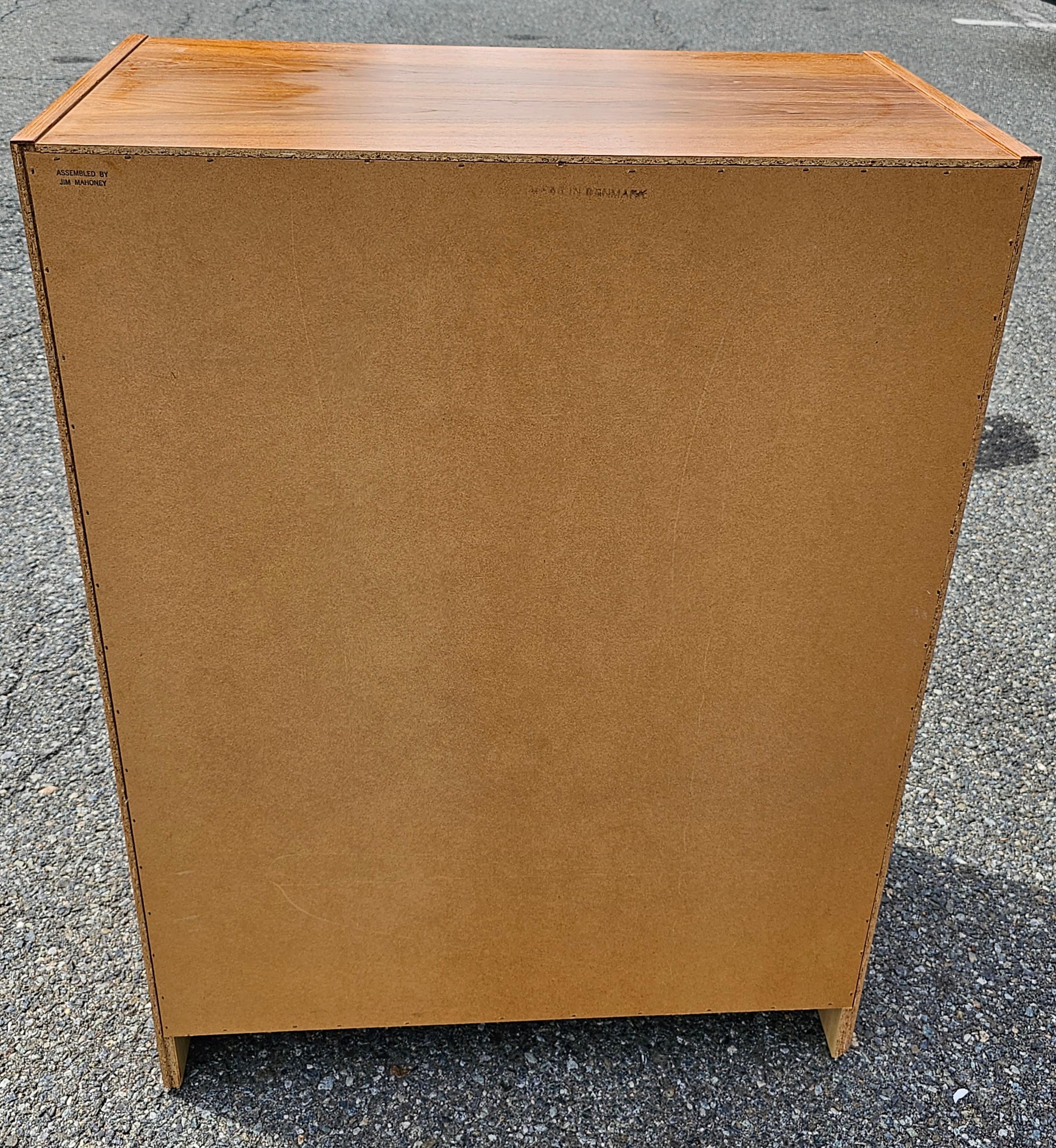 Late 20th Century Danish Modern Teak Chest of Drawers For Sale 2