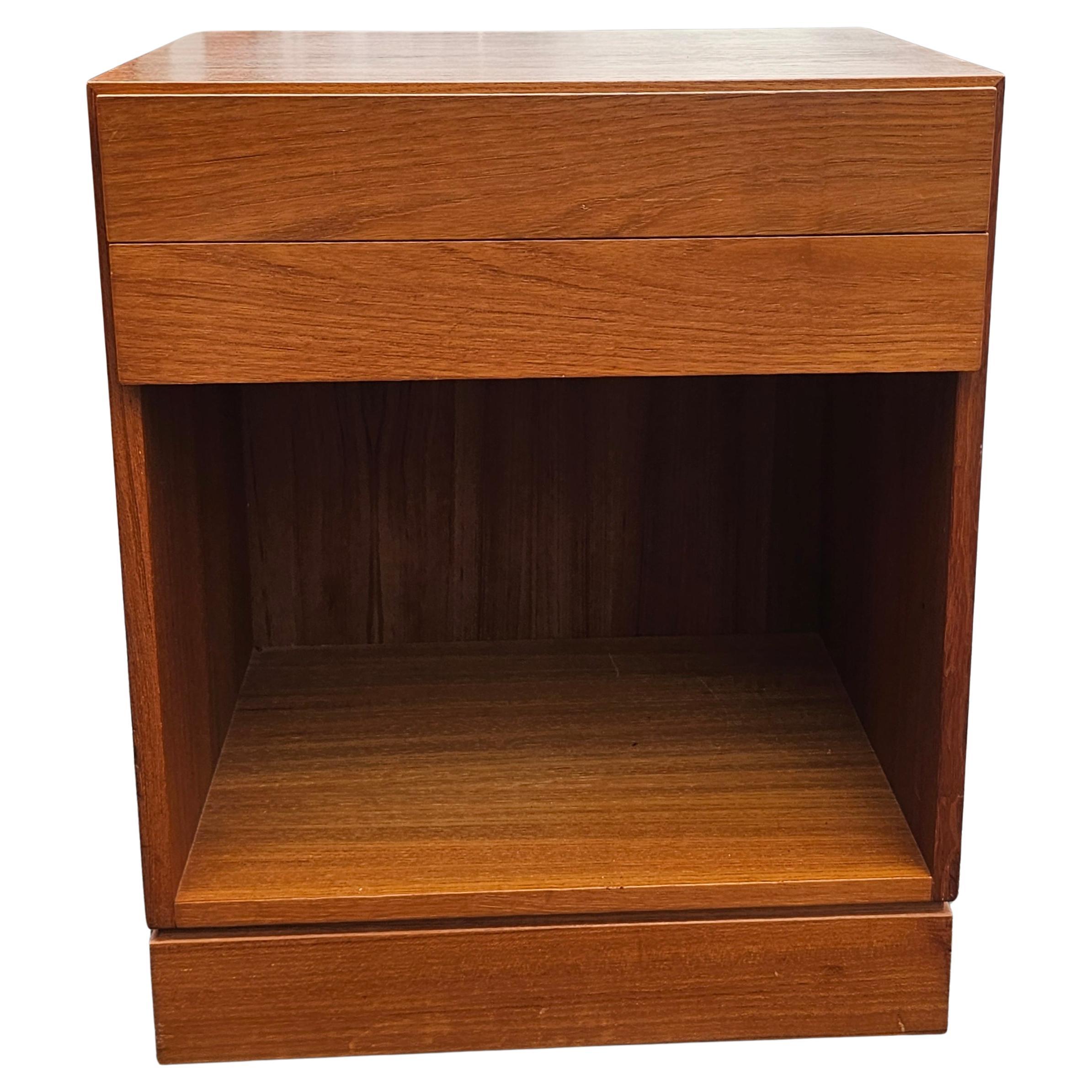 Late 20th Century Danish Modern Teak Double Drawer Bedside Table
 Measures 18.25