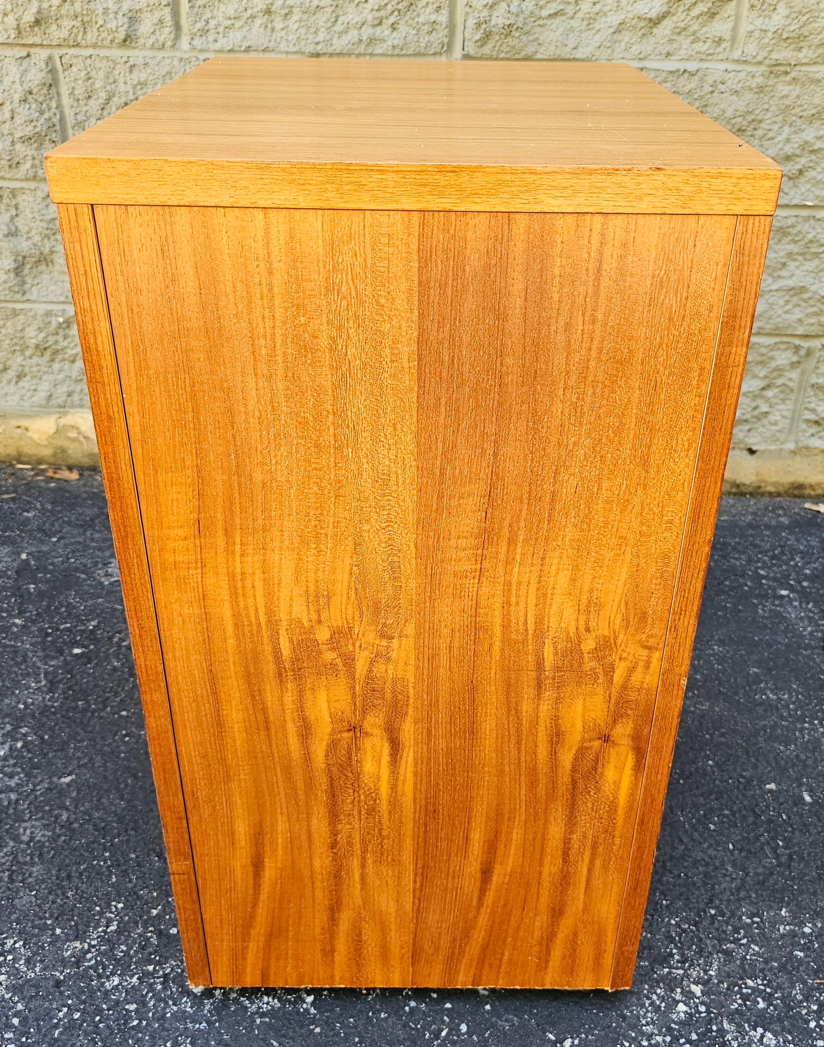 Late 20th Century Danish Modern Teak Two-Drawer Rolling Filing Cabinet For Sale 3