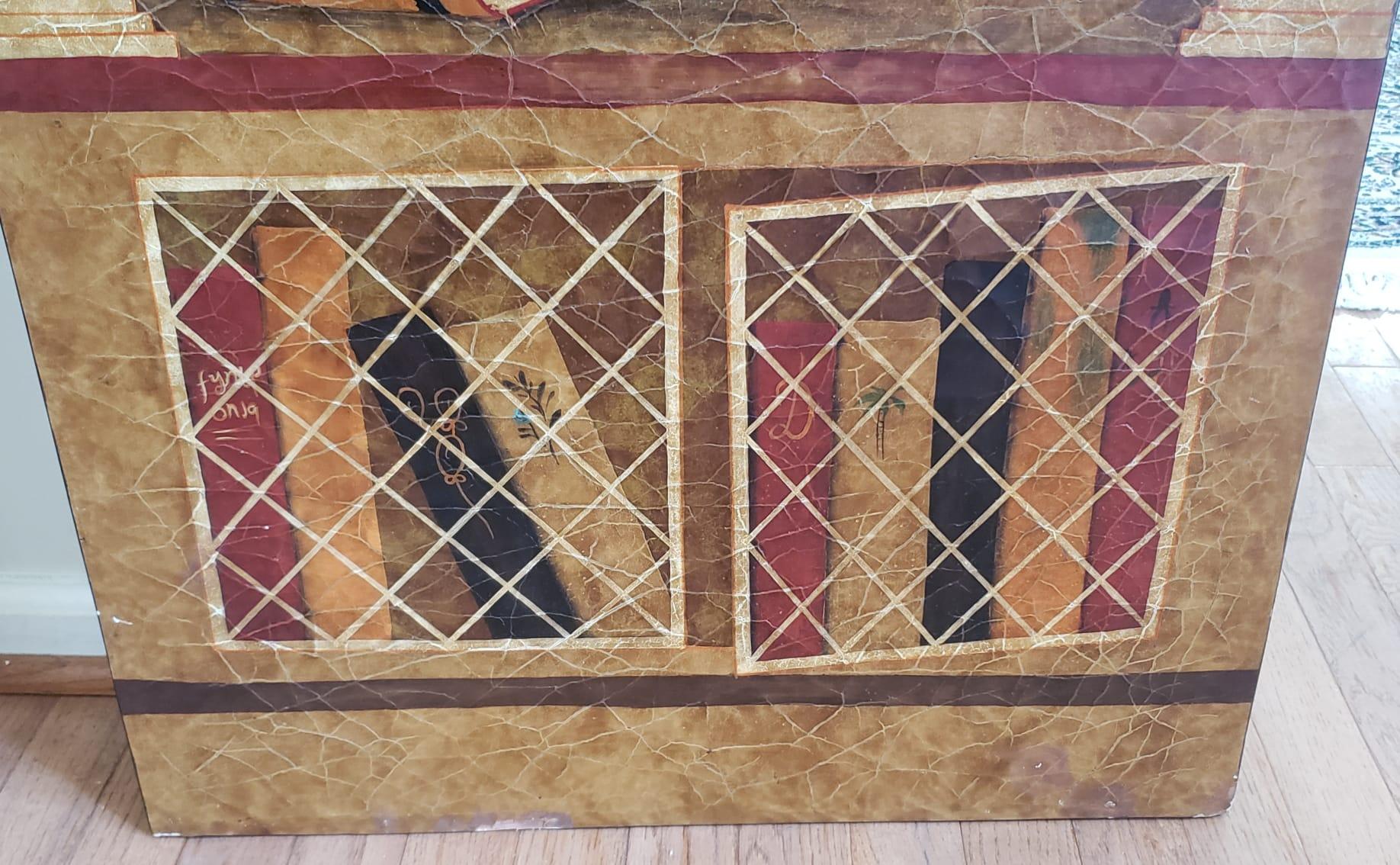 Dekorativer Craquelé-Holzschrank aus dem späten 20. Jahrhundert  Hängende Wand  Panel im Zustand „Gut“ im Angebot in Germantown, MD