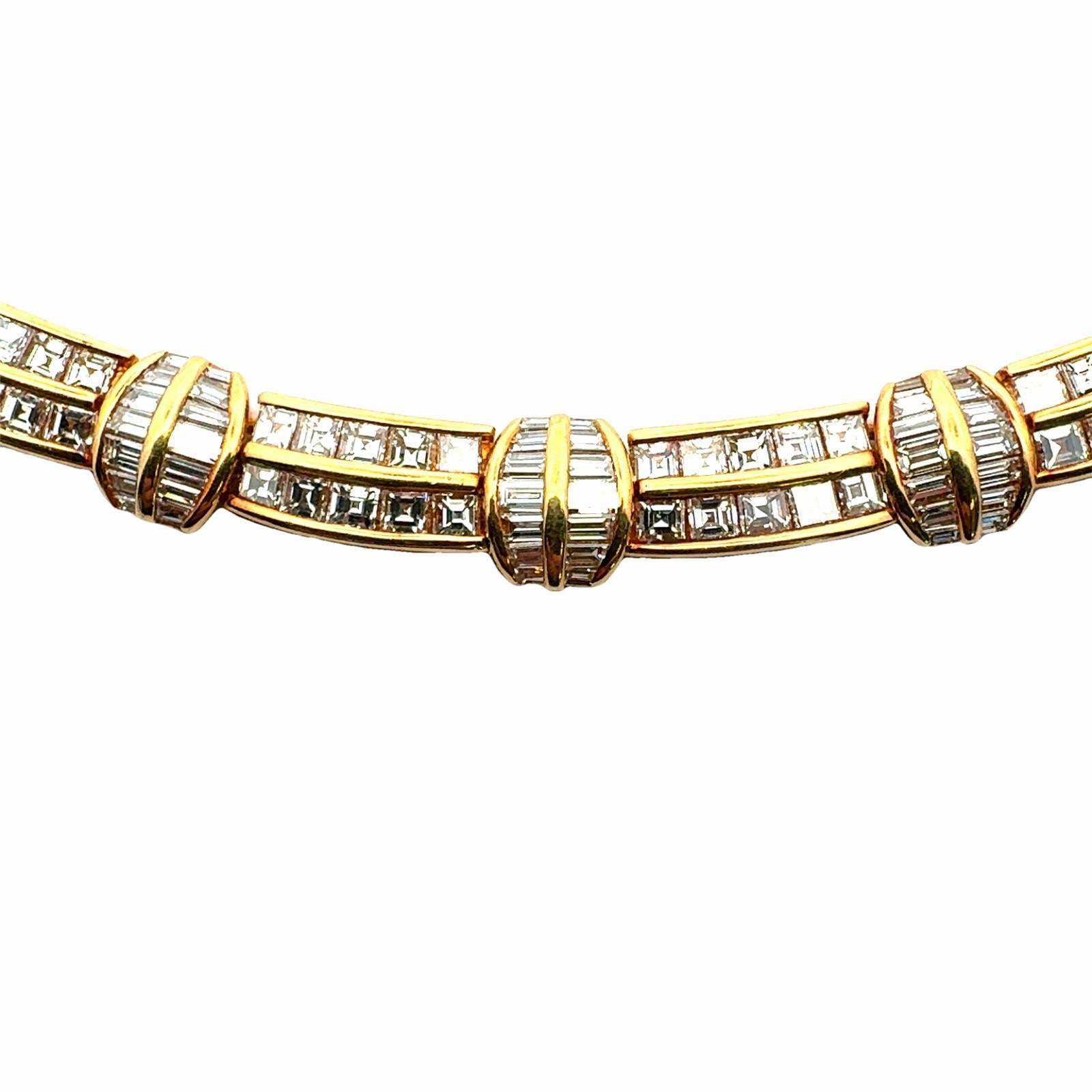Square Cut Late-20th Century Diamond 18 Karat Yellow Gold Ribbed Collar Necklace