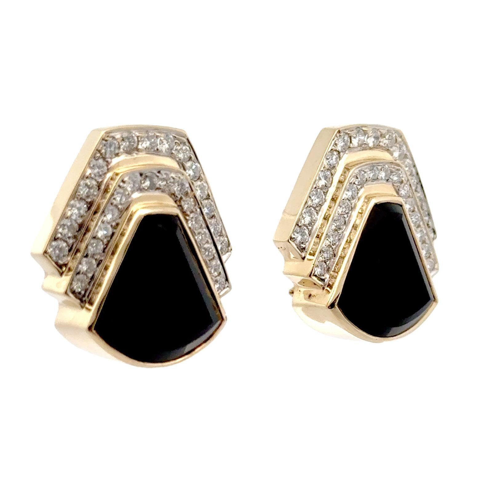 Contemporain Fin du 20e siècle Boucles d'oreilles à levier en or jaune 18 carats avec diamant et onyx en vente