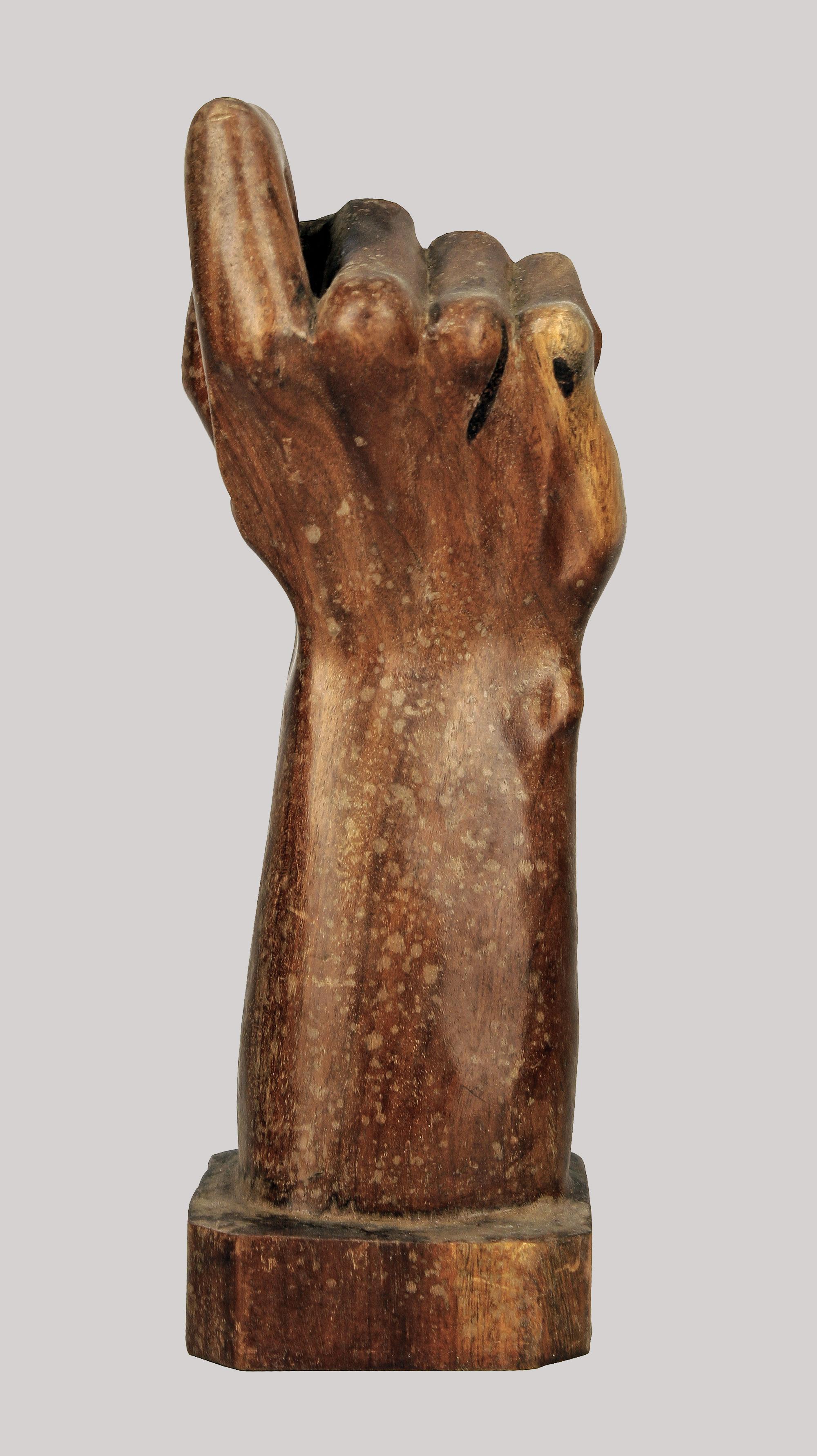 Post-Modern Late 20th Century Dominican Carved Varnished Wooden Hand Sculpture/Cigar Holder For Sale