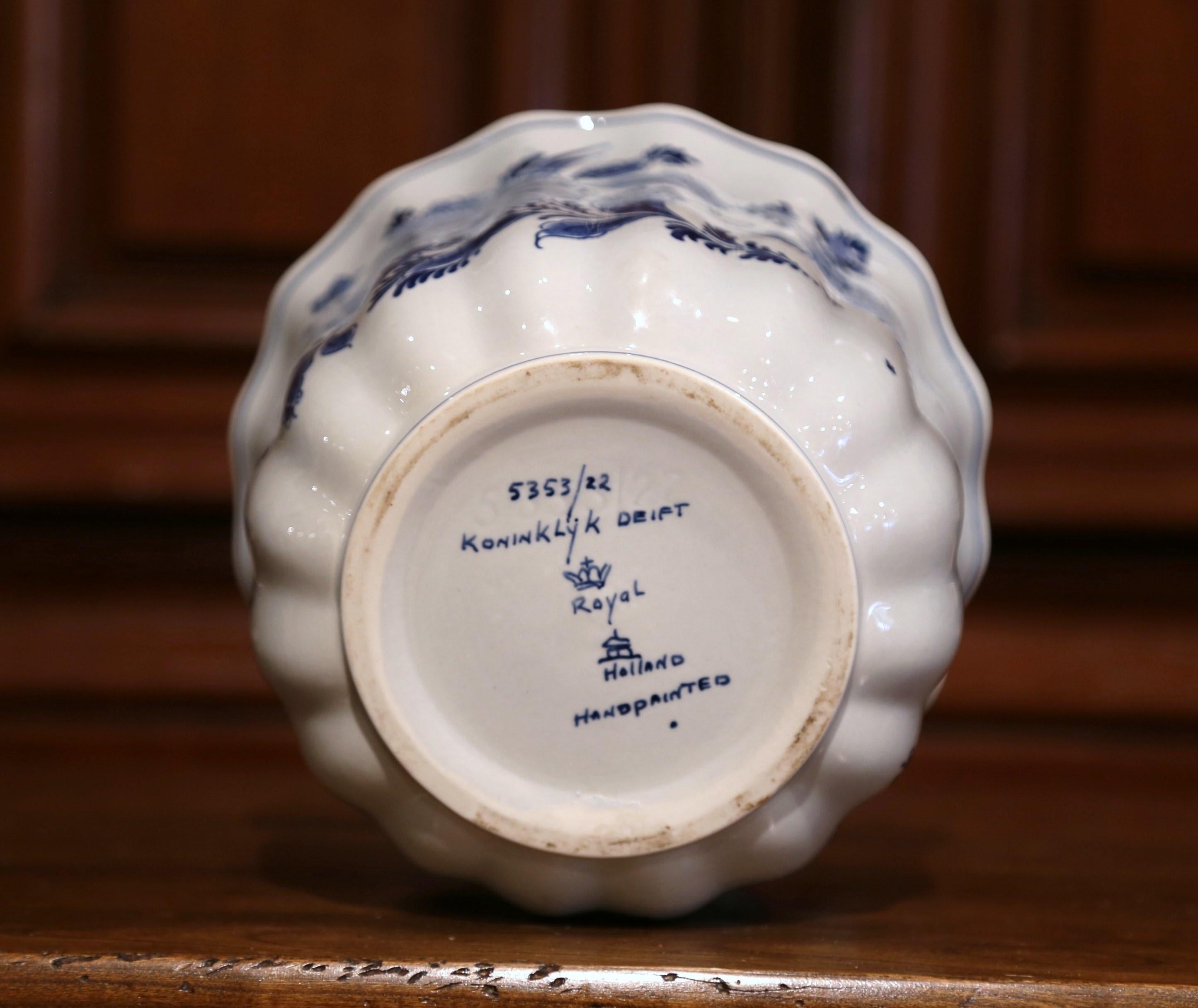 Late 20th Century Dutch Hand-Painted Faience Delft Cache Pot with Floral Decor 3