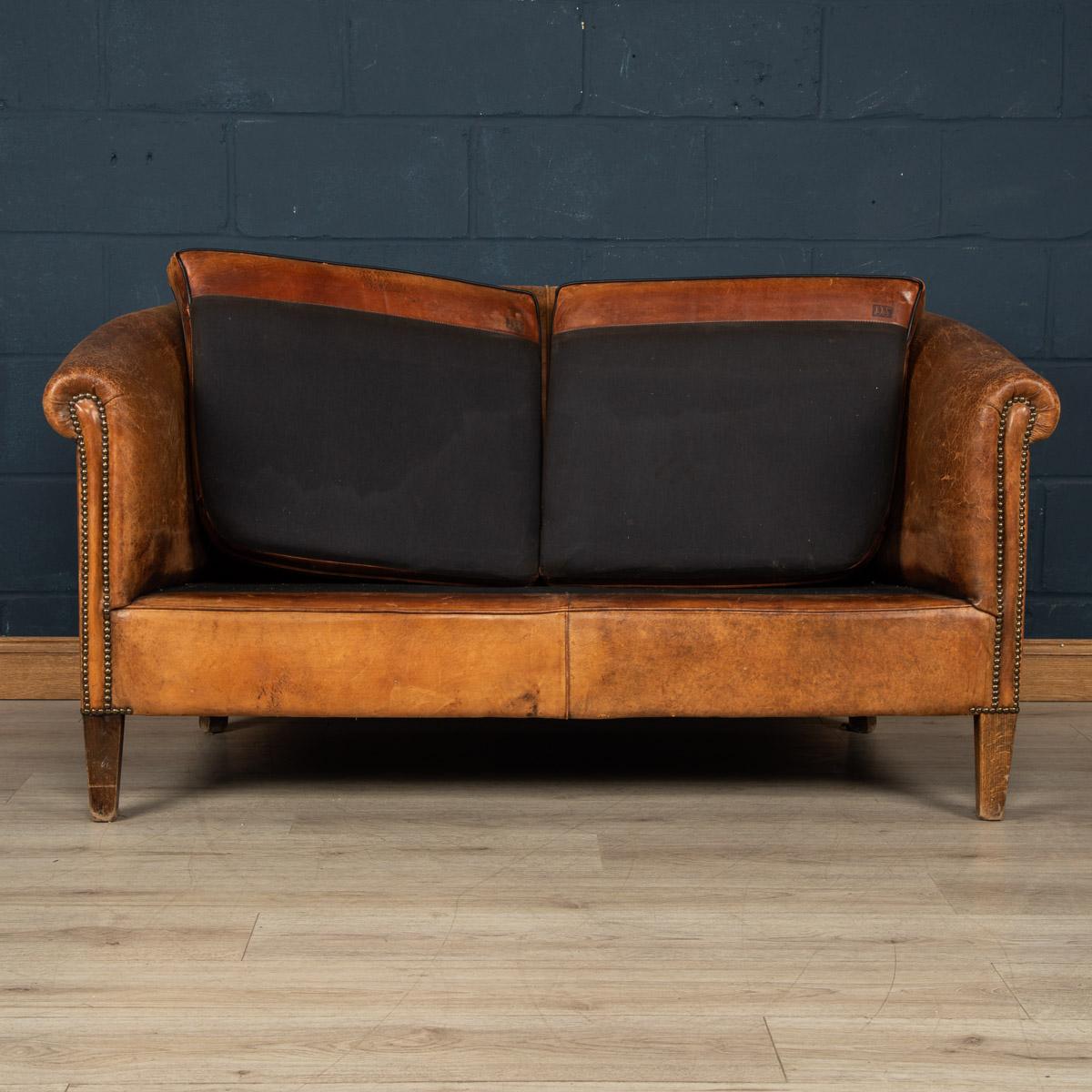 Late 20th Century Dutch Two Seater Sheepskin Leather Sofa For Sale 2