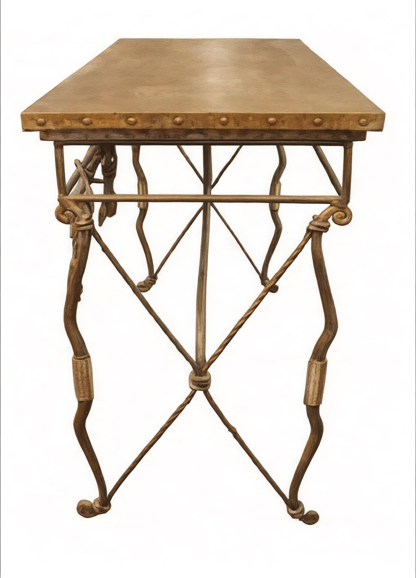 Francese Console Cross Arrow eclettica della fine del XX secolo in vendita