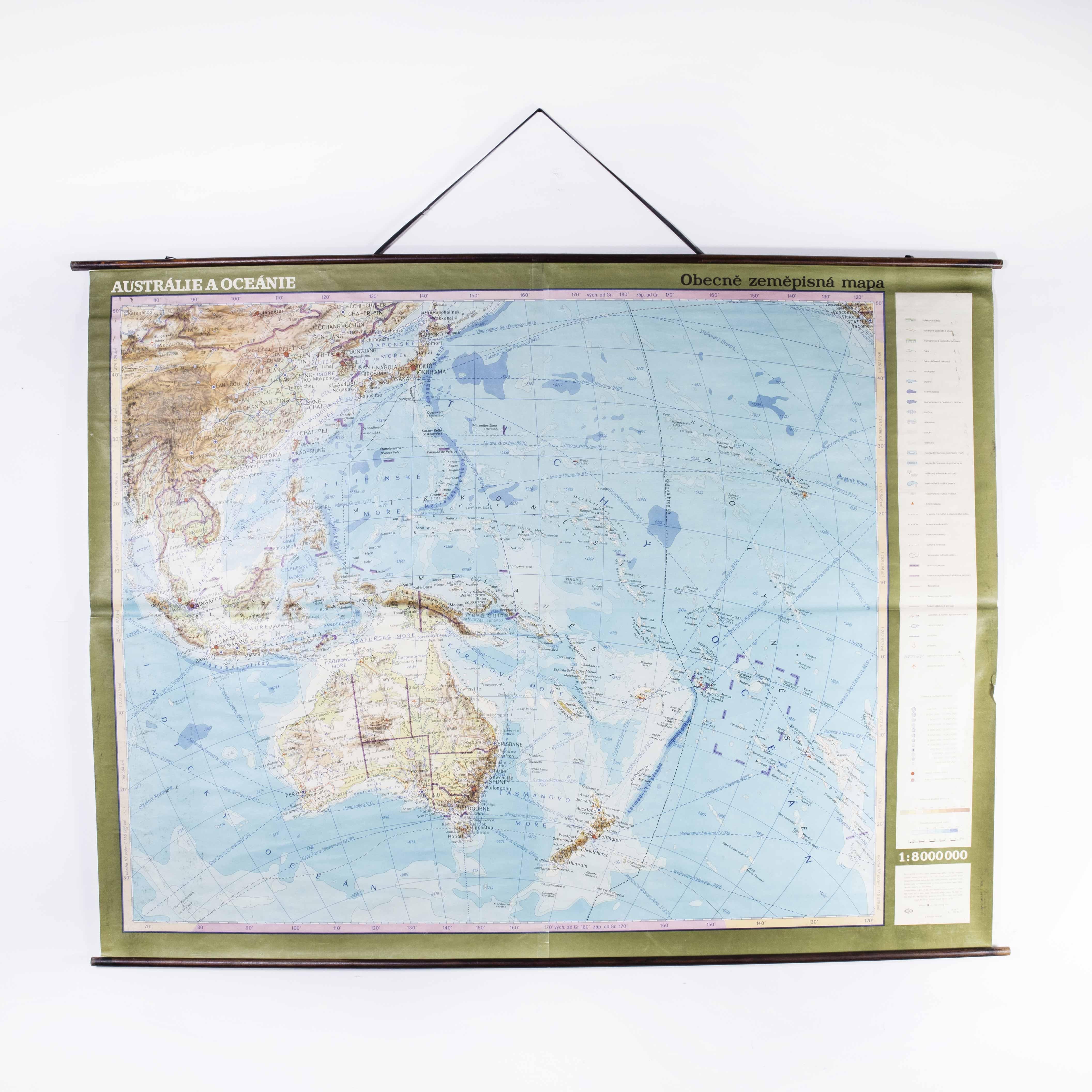 Late 20th Century Educational Geographic Map - Australasia For Sale 2