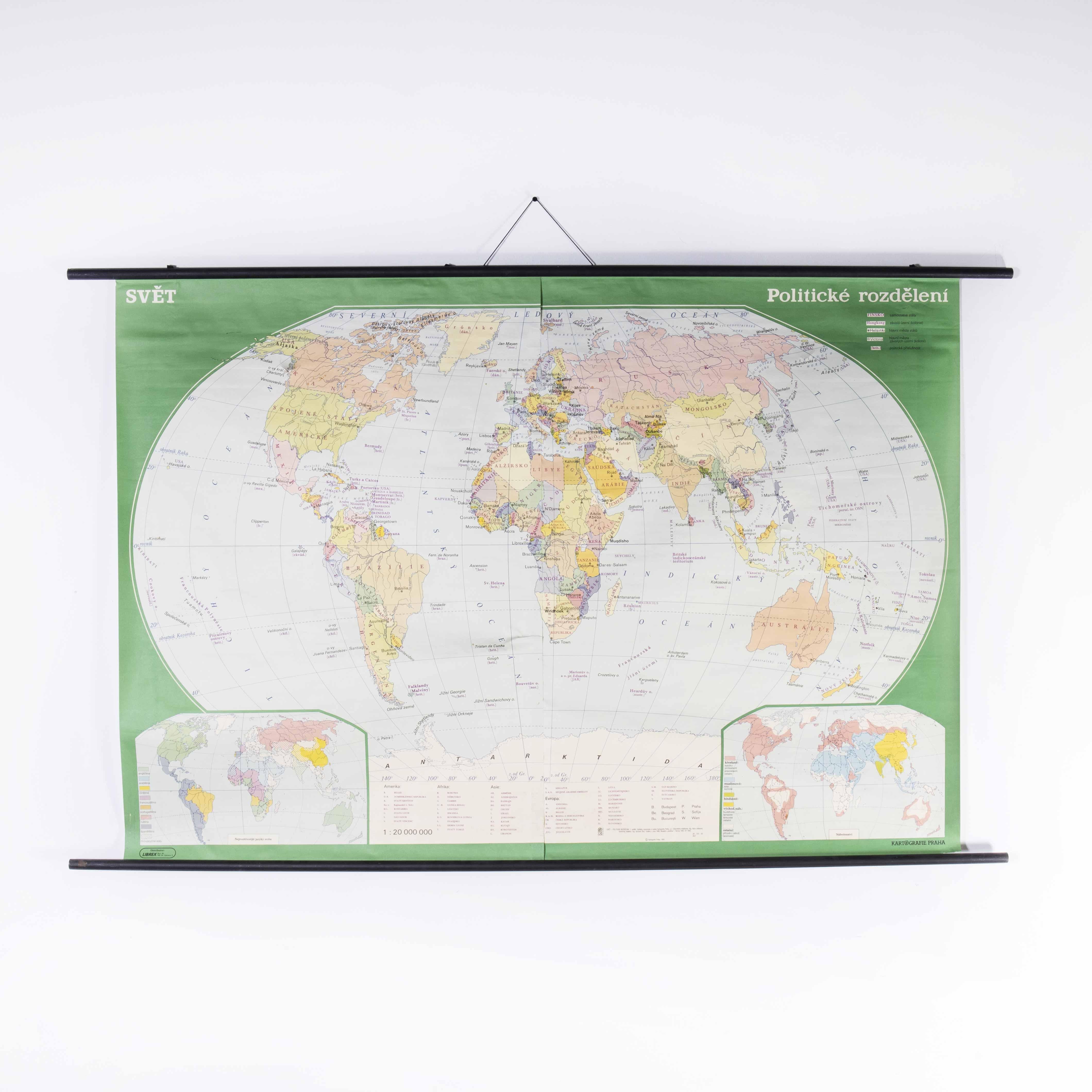 Late 20th Century Educational Geographic Map - World Atlas For Sale 2