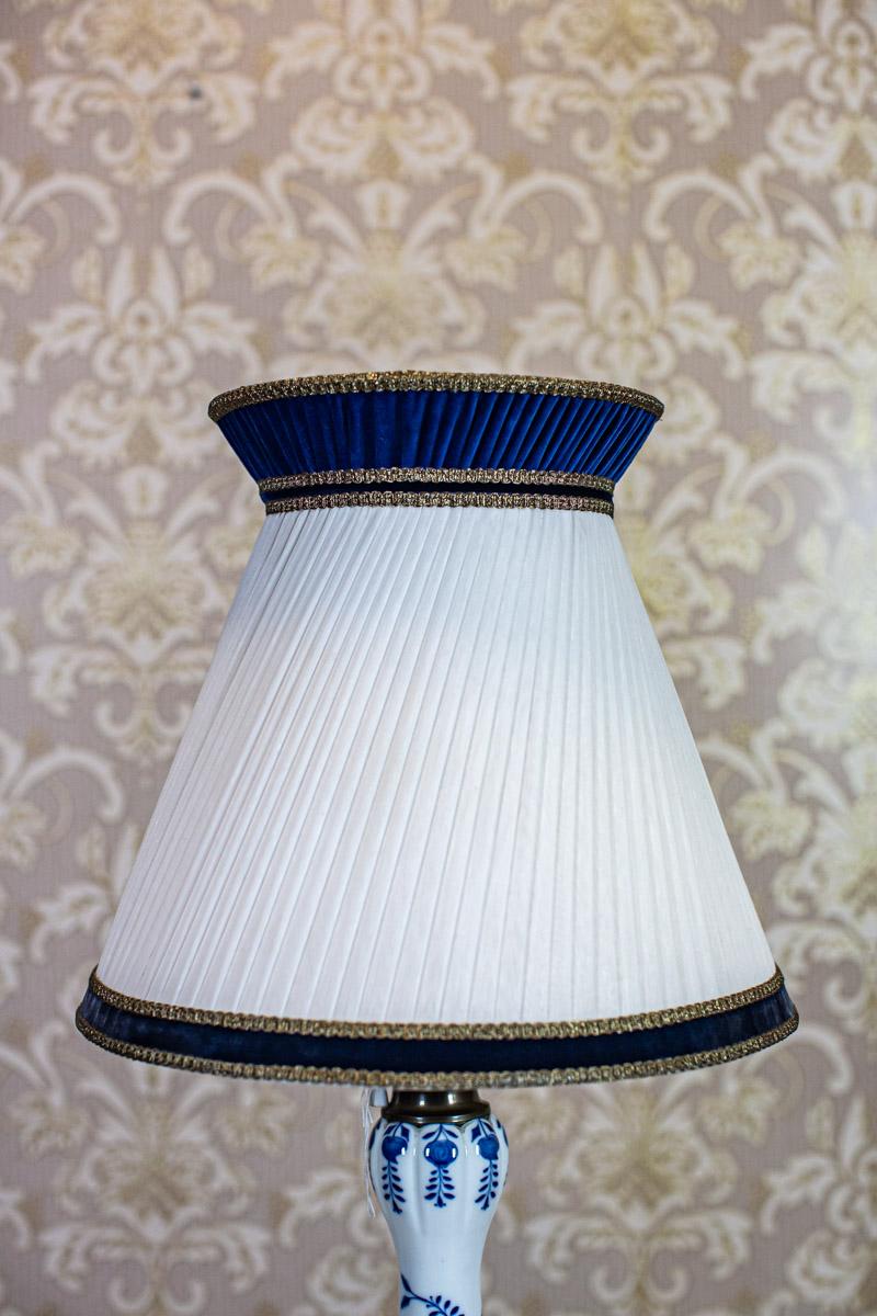 Late 20th-Century Electric Table Lamp with Ceramic Body and Brass Base In Good Condition In Opole, PL