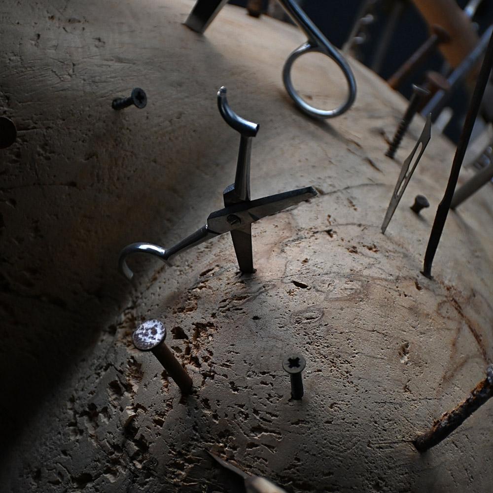 Late 20th Century encased art installation entitled “Heart Ache” In Good Condition For Sale In London, GB