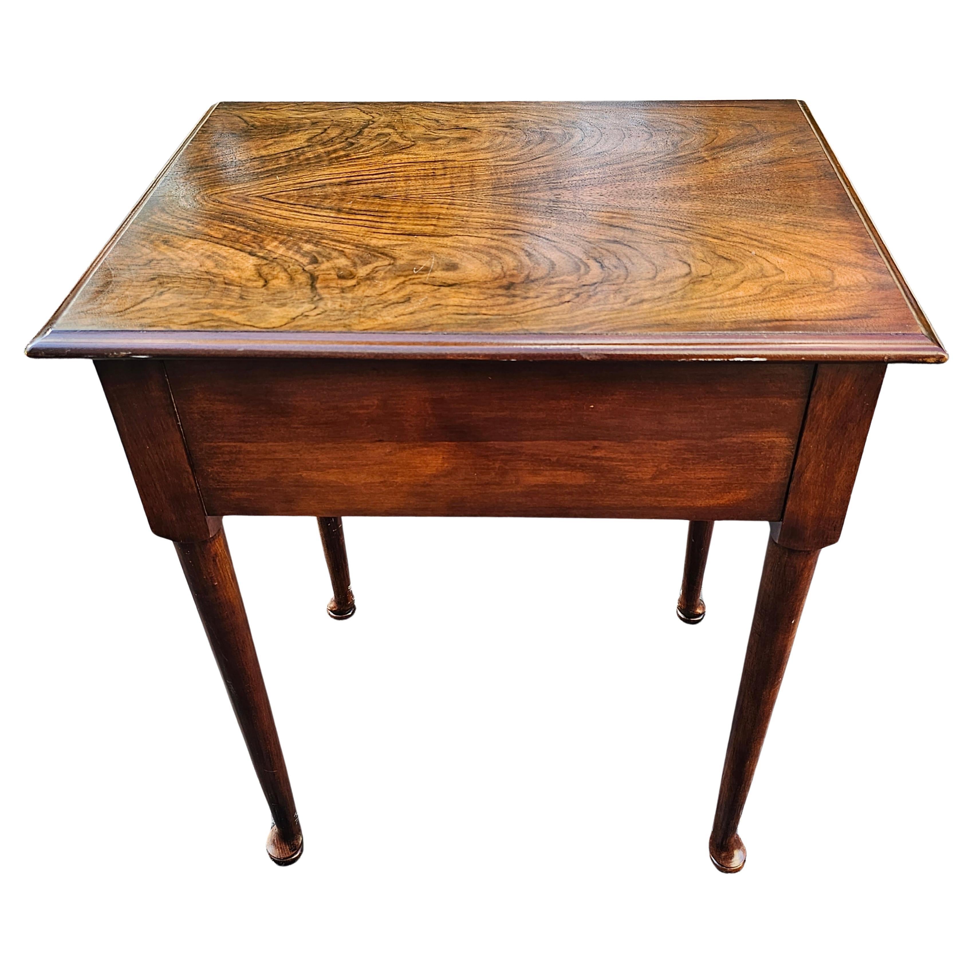 Late 20th Century Flame Walnut Queen Anne Single Drawer Side Table In Good Condition For Sale In Germantown, MD