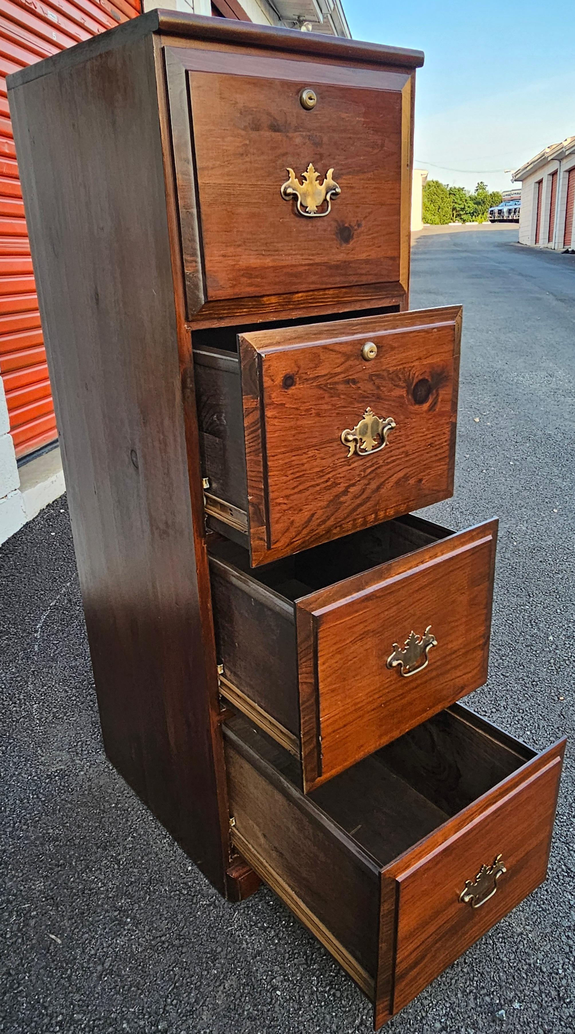 Late 20th Century Four-Drawer Solid Pine Filing Cabinet with Locks and Keys For Sale 1