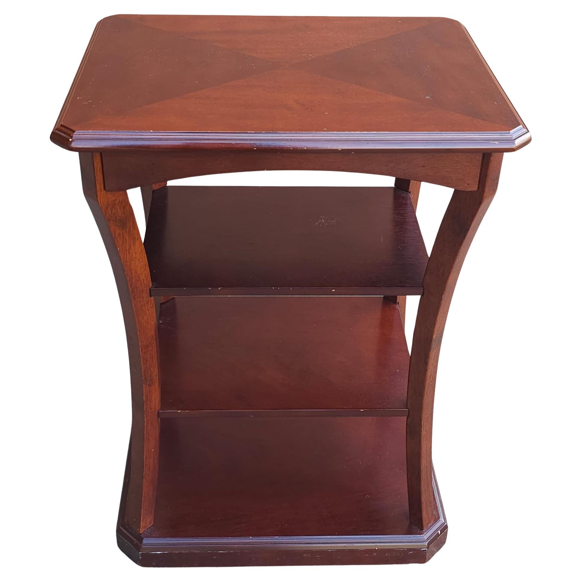 Late 20th Century Four-Tier Mahohany Bookmatched Top Side Table