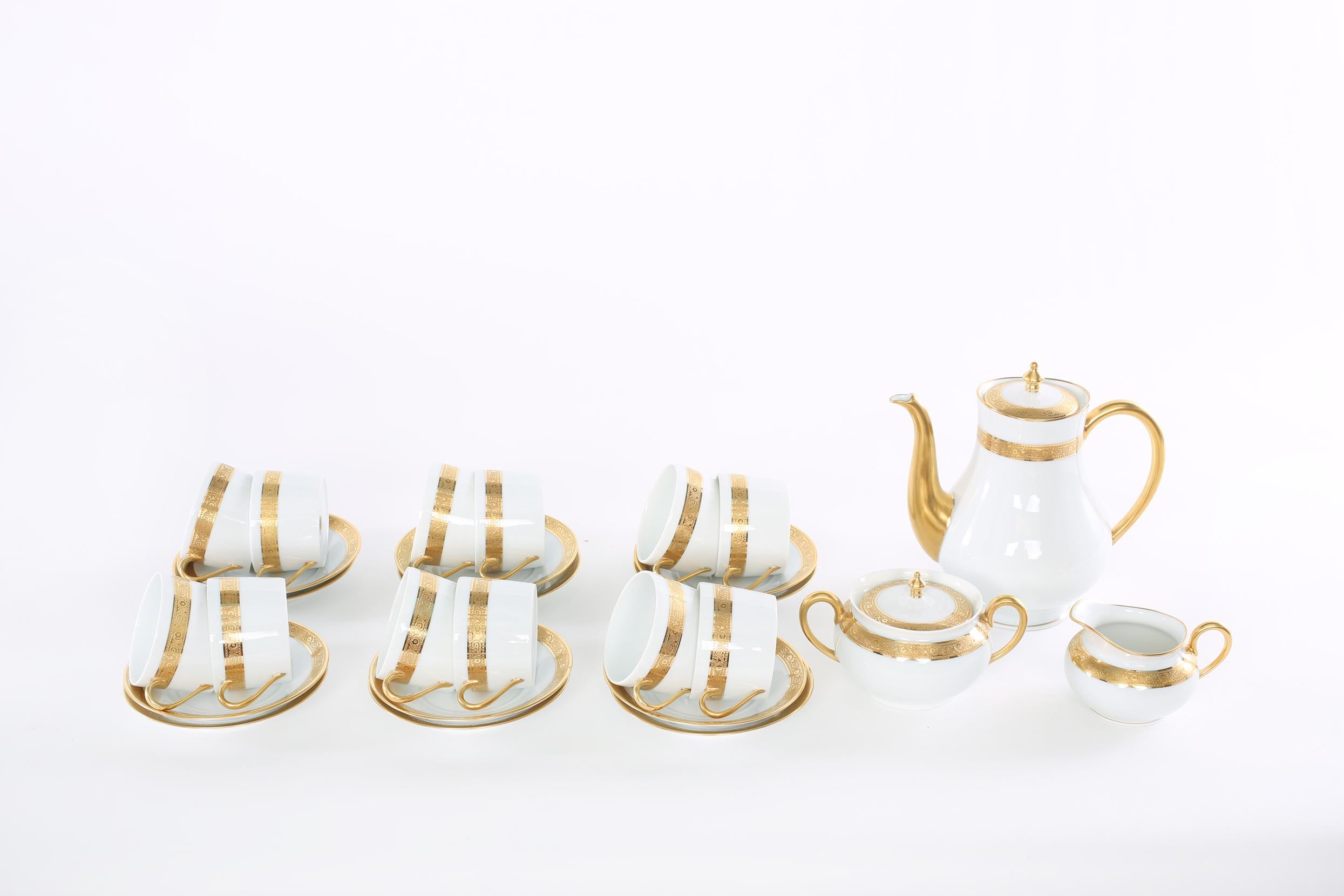 Haviland Limoges Gilt Porcelain Coffee / Tea Service for 12 For Sale 2