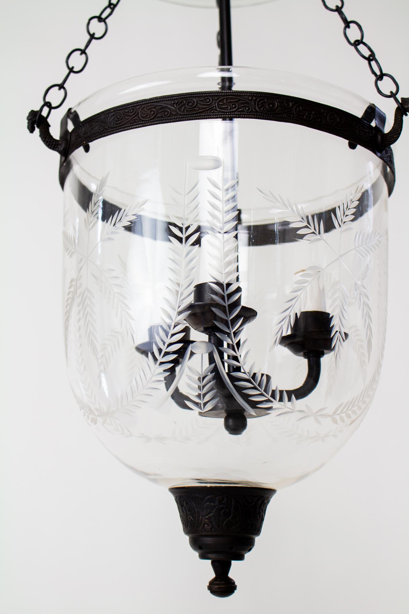 20ième siècle JAR en verre de la fin du 20e siècle avec motif de laurier en guirlande en vente