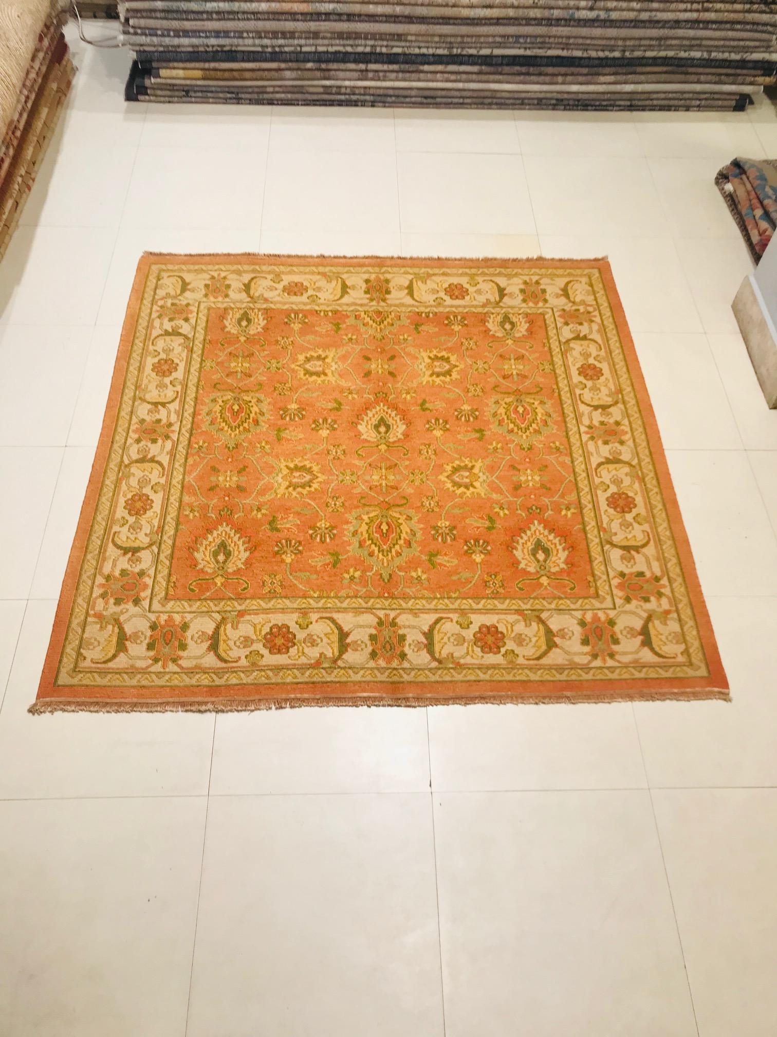 Late 20th Century Hand Knotted Indian Rug with Orange and Beige of 1980s For Sale 5