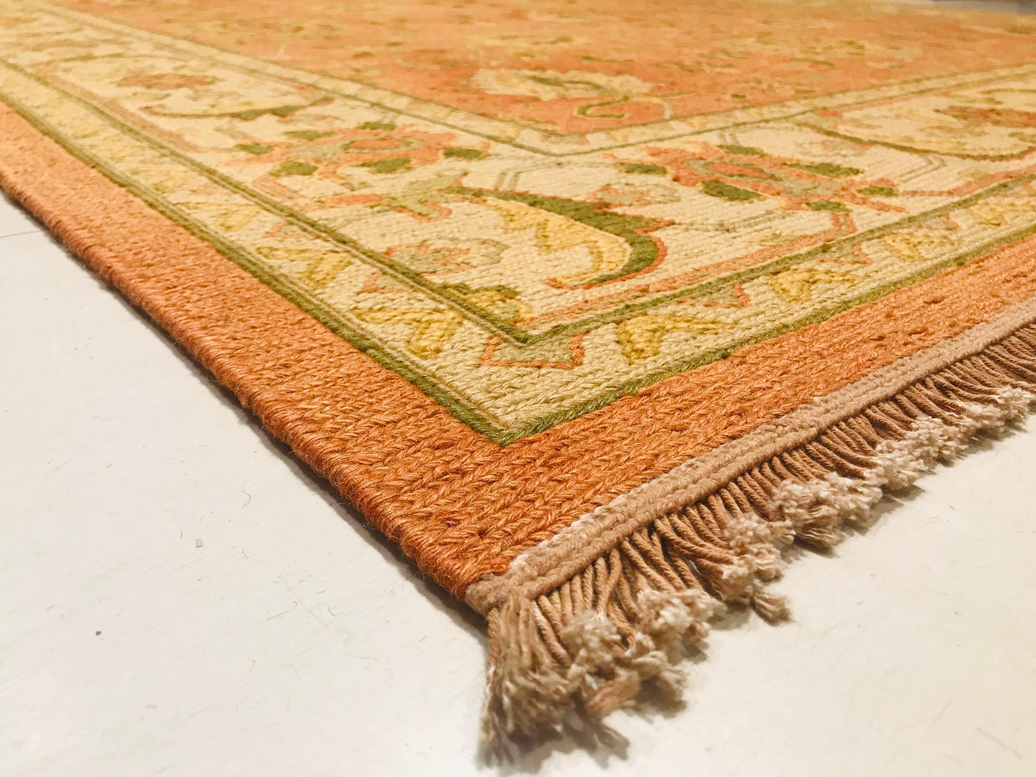 Late 20th Century Hand Knotted Indian Rug with Orange and Beige of 1980s For Sale 3