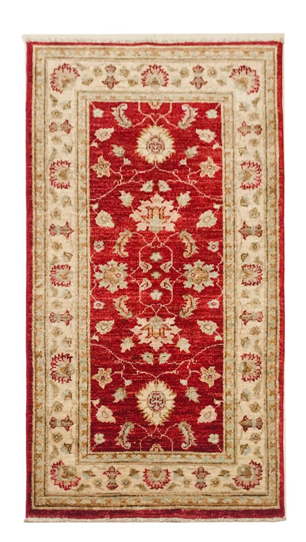 Late 20th Century Hand Knotted Rug with Wool in Beige and Red of 1980s For Sale 4