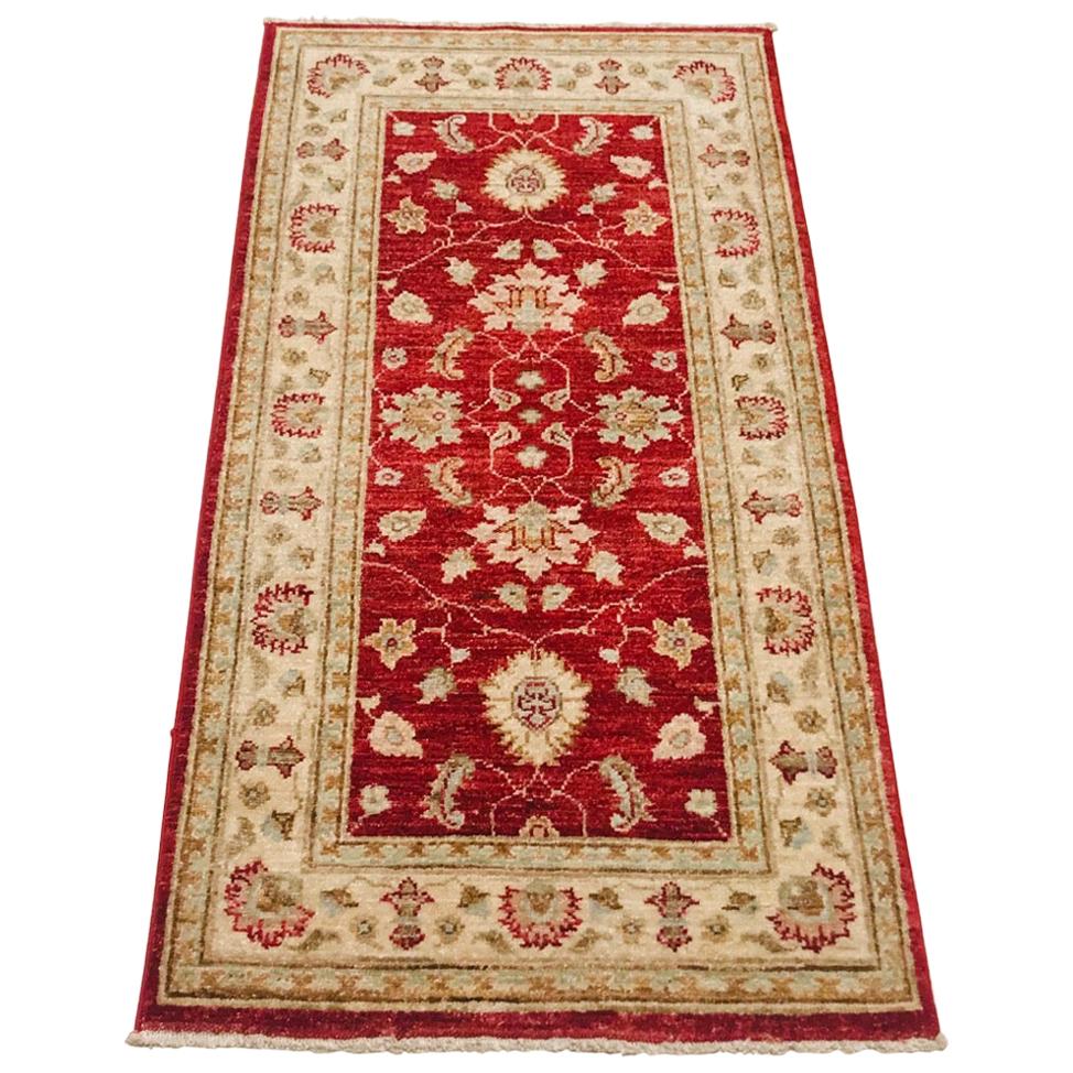 Late 20th Century Hand Knotted Rug with Wool in Beige and Red of 1980s For Sale