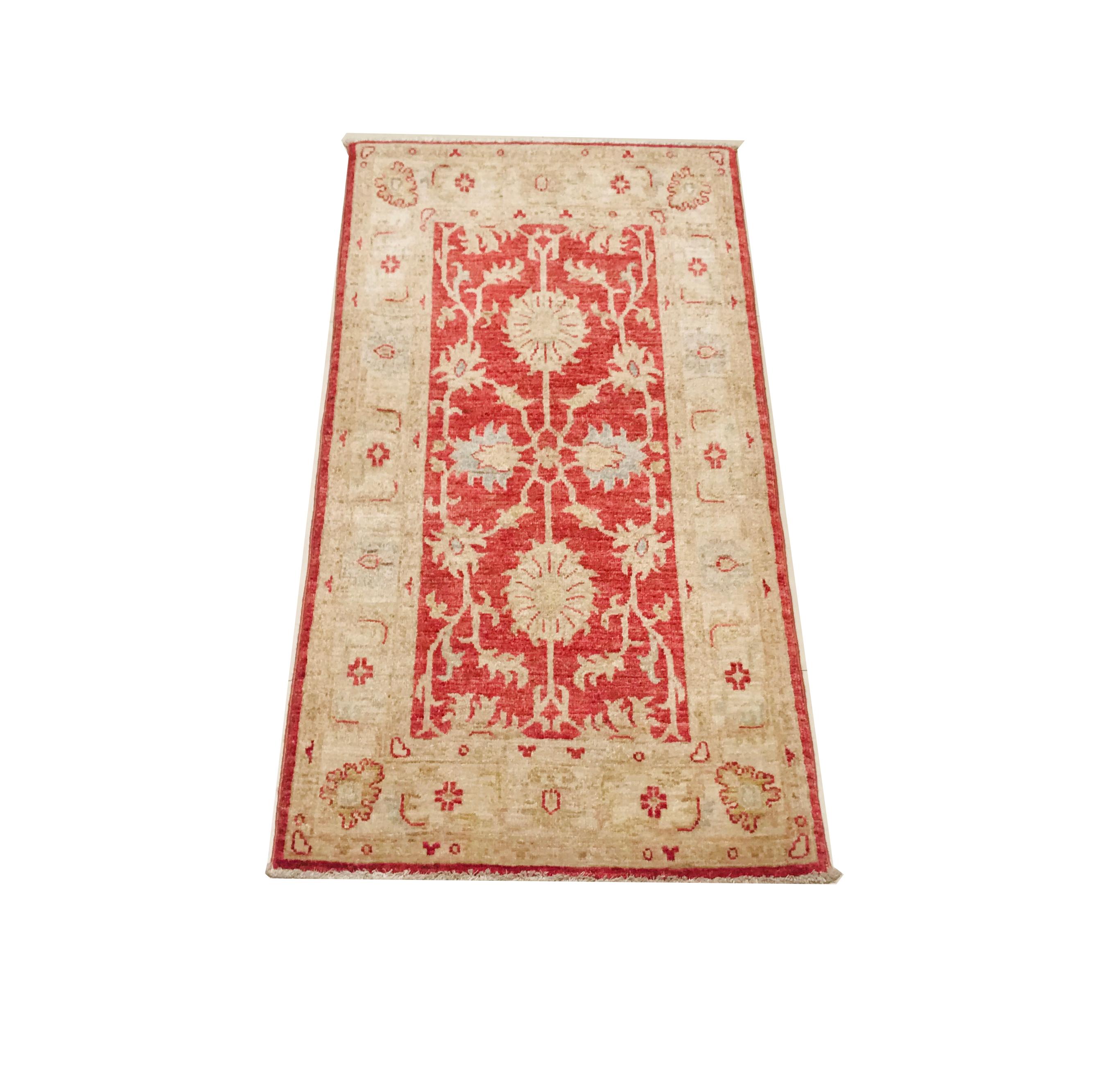The rugs are from the 1980s, hand knotted with wool.
This set of carpet has geometric drawings, gives off a combination of soft colors such as red and beige that makes it a perfect piece to decorate a corner of our home.