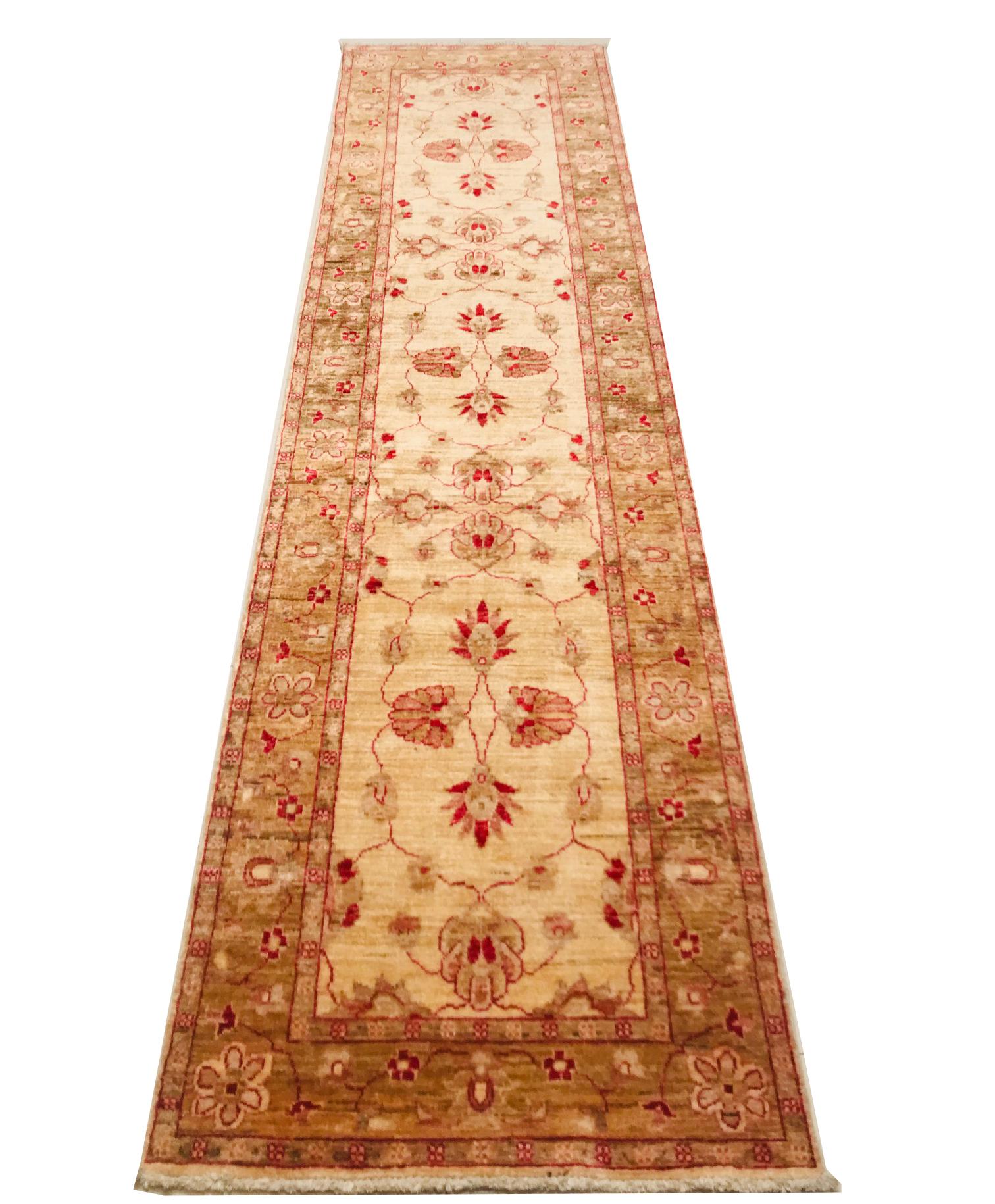 This Pakistan runner rug is from the 1970s, hand knotted with wool.
This carpet has drawings of flowers, a combination of soft colors such as red and beige that makes it a perfect piece to decorate a corner of our home.
All our carpets are part of