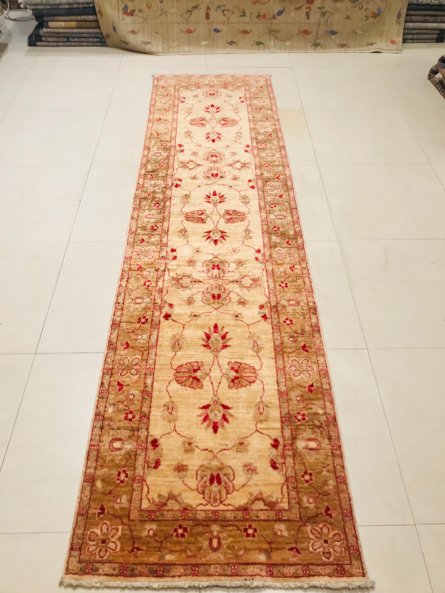 Pakistani Late 20th Century Hand Knotted Runner Rug with Wool in Red and Beige of 1970s For Sale