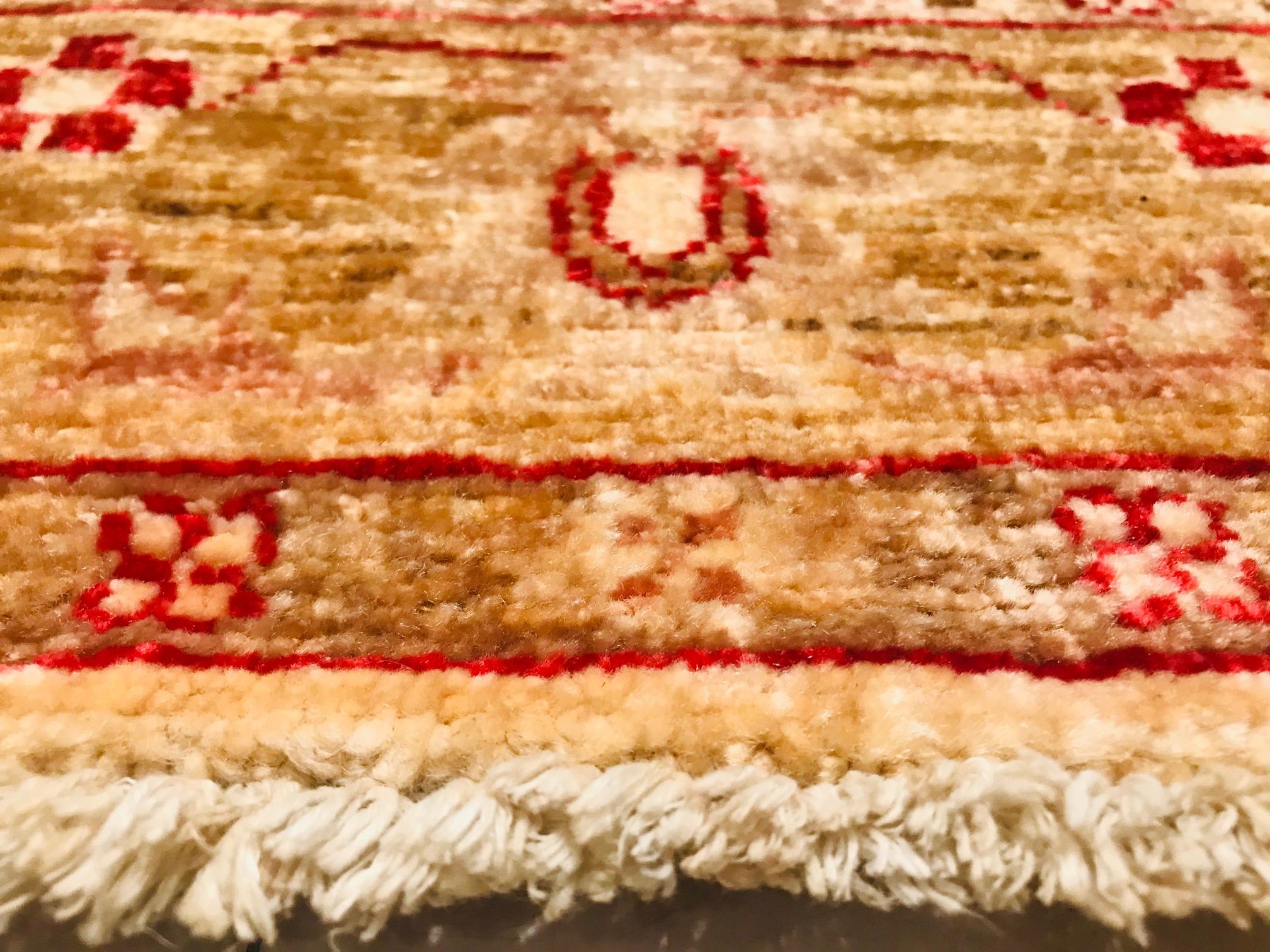 Hand-Knotted Late 20th Century Hand Knotted Runner Rug with Wool in Red and Beige of 1970s For Sale