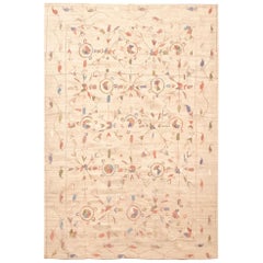 Vintage Late 20th Century Handloom Wool Kilim Rug in Beige and Soft Colors of 1980s