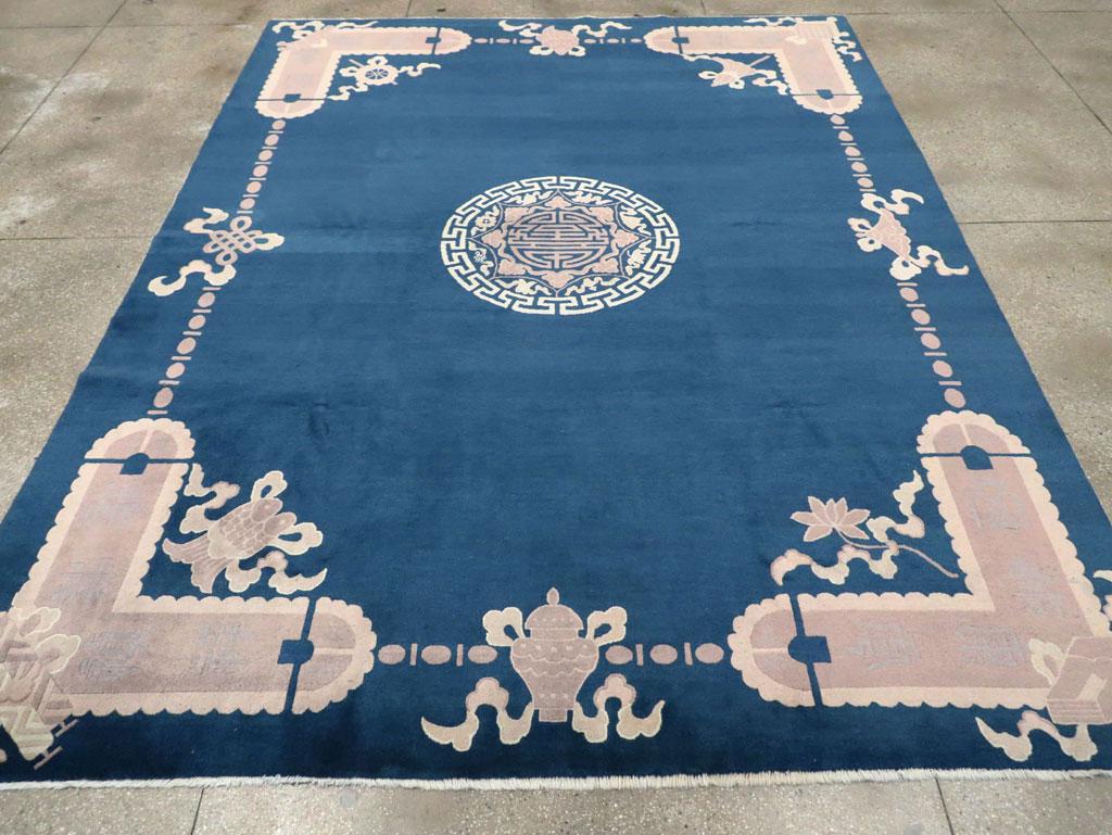 Late 20th Century Handmade Chinese Peking Room Size Carpet in Blue and Mauve In Excellent Condition For Sale In New York, NY