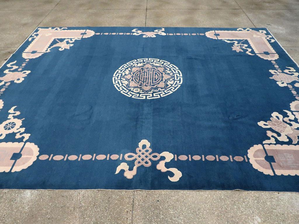 Late 20th Century Handmade Chinese Peking Room Size Carpet in Blue and Mauve For Sale 2