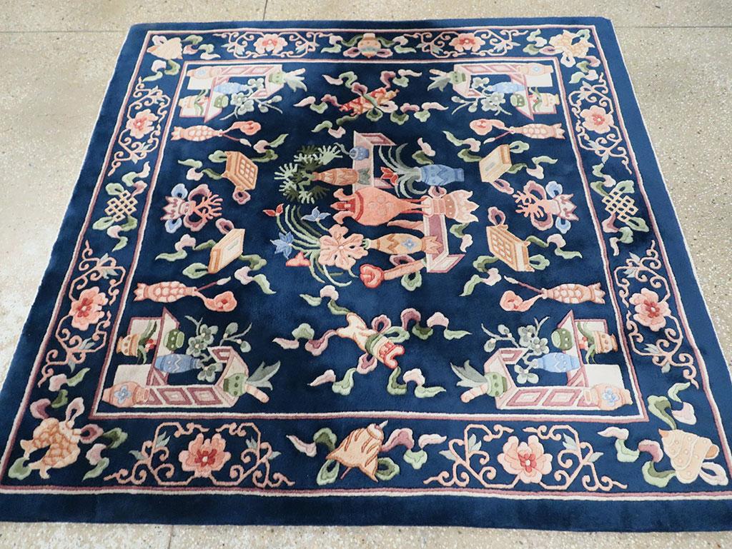 Late 20th Century Handmade Chinese Square Accent Rug in Dark Blue In Excellent Condition For Sale In New York, NY