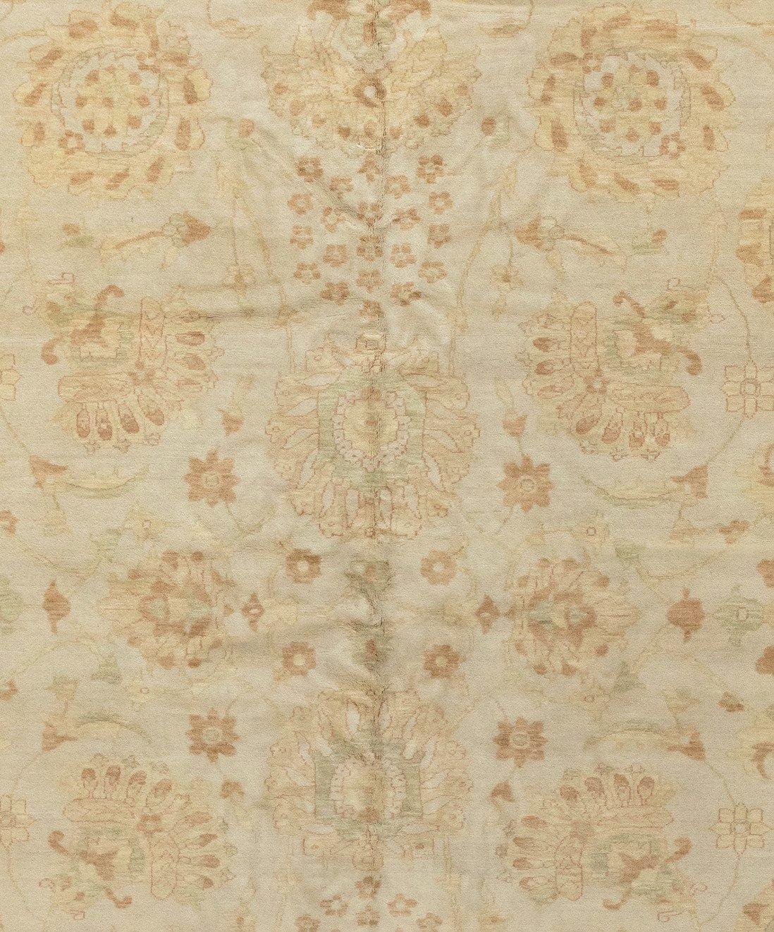 Oushak Late 20th Century Handmade Floral Ivory Egyptian Rug Persian Sultanabad Design