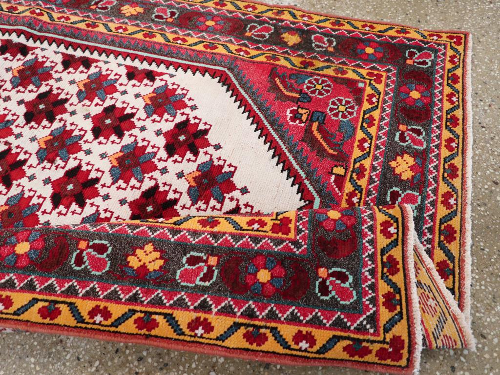 20ième siècle Fin du 20e siècle Tapis persan Malayer fait à la main en vente