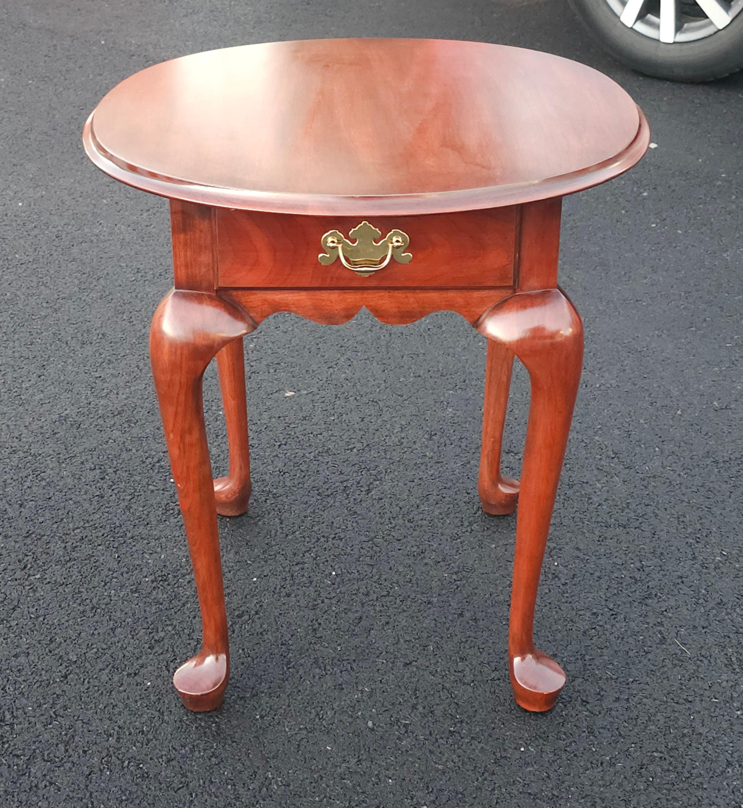 Other Late 20th Century Henkel Harris Wild Black Cherry Queen Anne Style Side Table For Sale