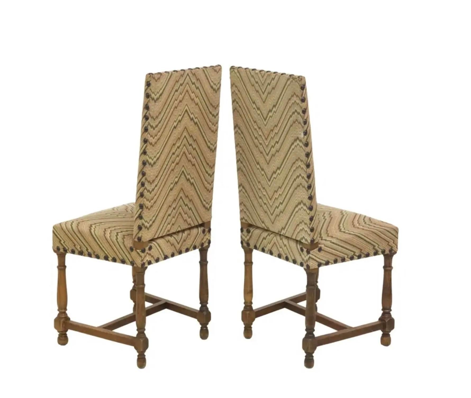 Vintage Esszimmerstühle mit hoher Rückenlehne - 8er-Set (Louis XIV.) im Angebot