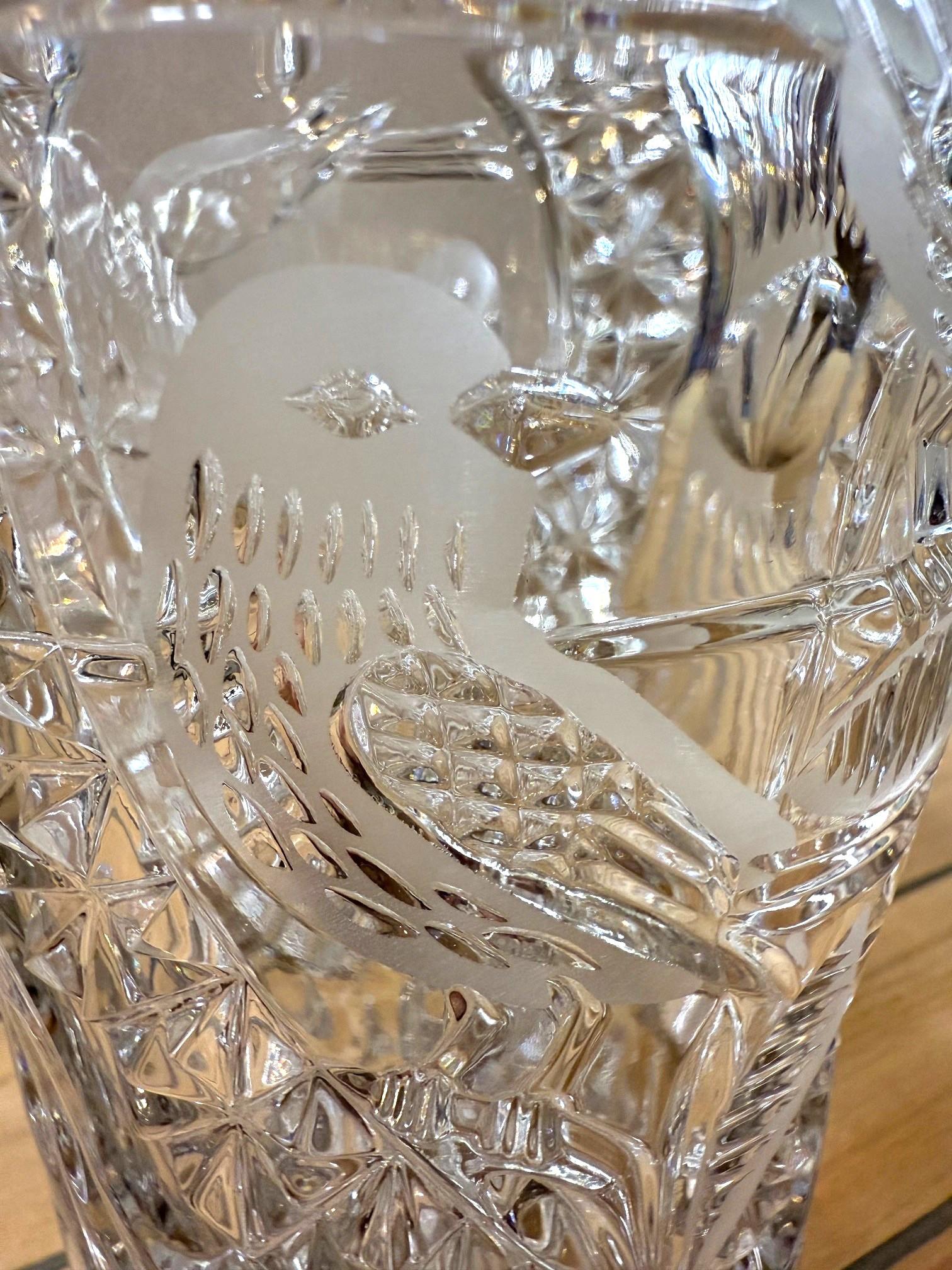 Vase en cristal de plomb de la collection Byrdes de Hofbauer de la fin du 20e siècle en vente 1