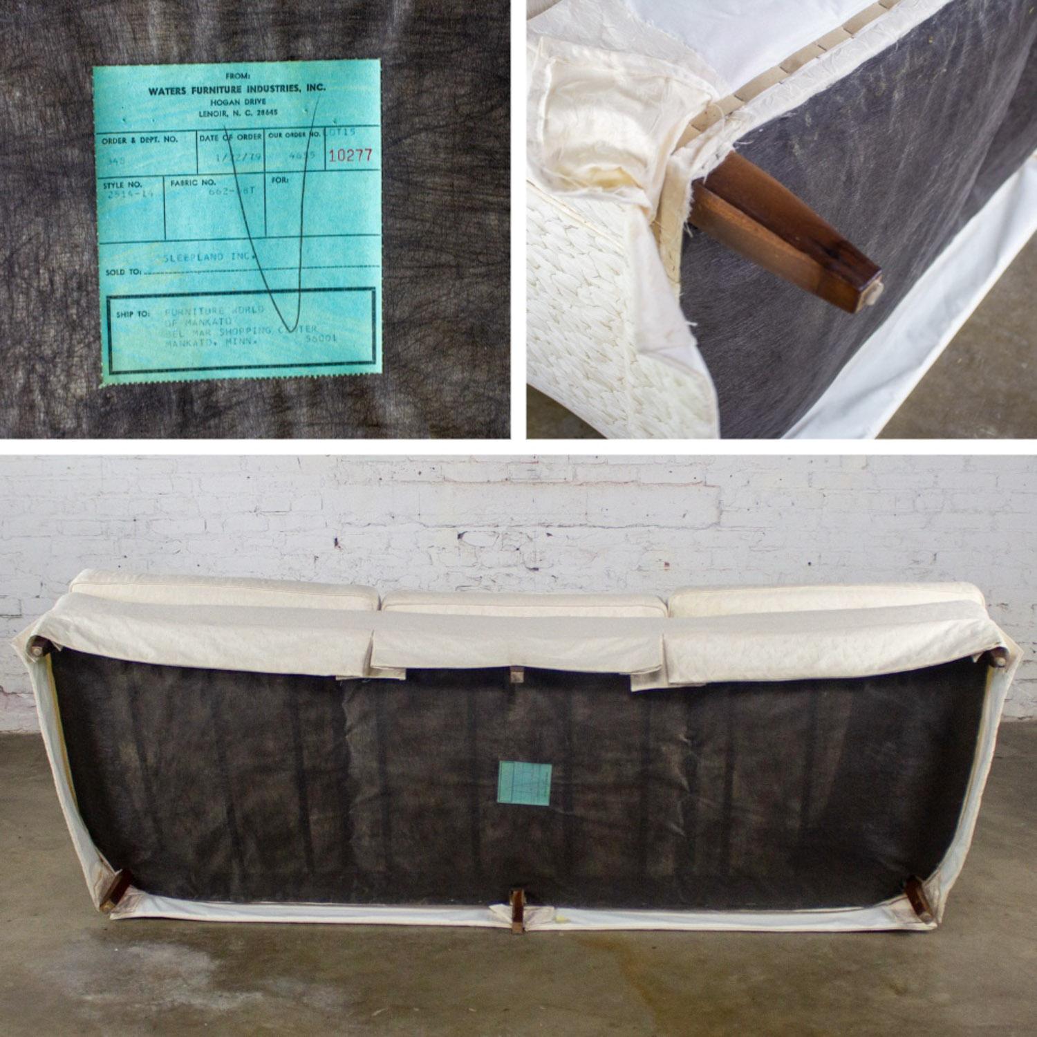 Late 20th Century Hollywood Regency Sofa w/Off White Brocade Fabric by Waters For Sale 11